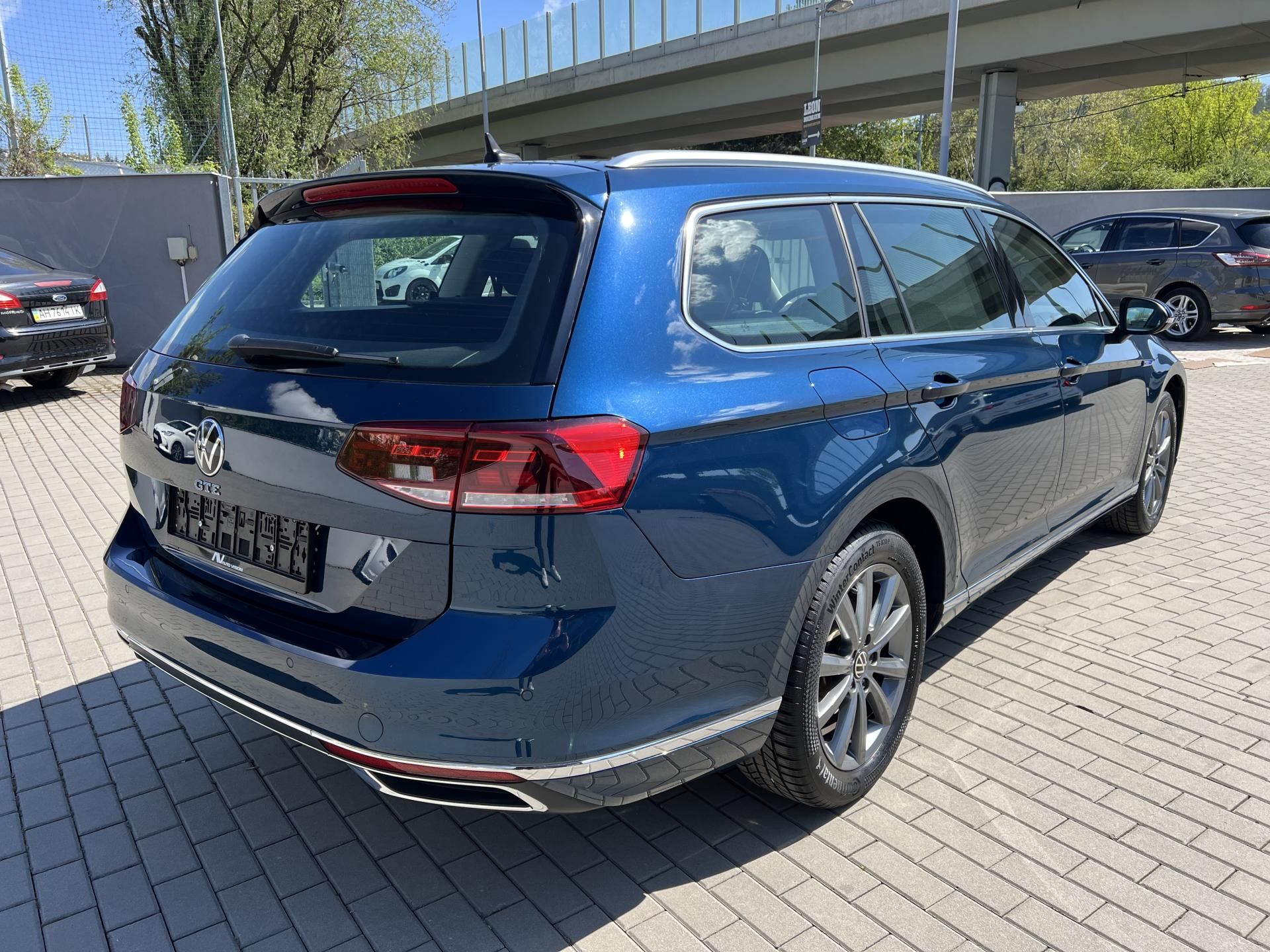 Volkswagen Passat, 1.4 GTE Tažné Panorama 2x kola - fotka 4
