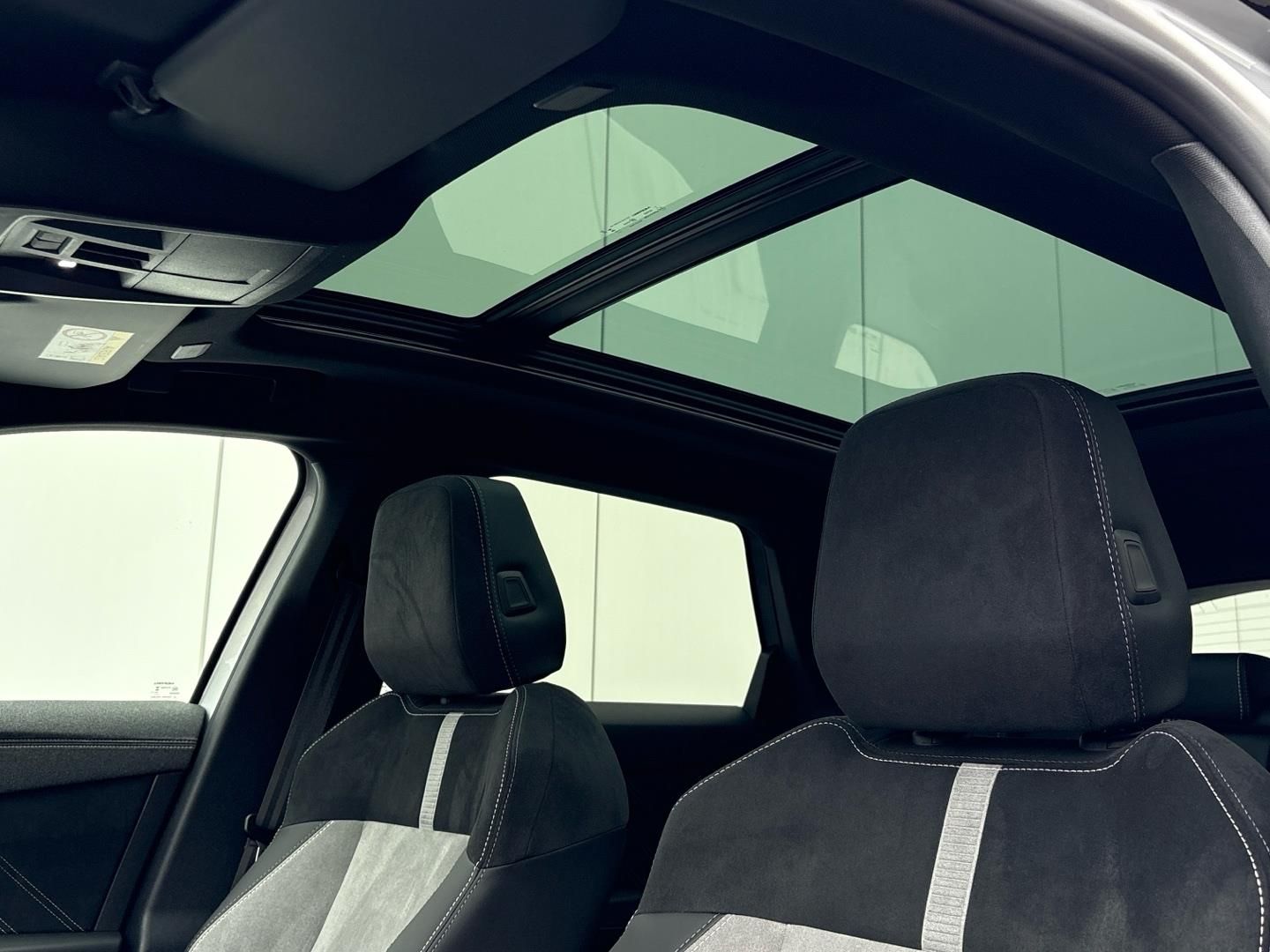 Opel Grandland, 1.6Turbo 195k PHEV 143kW Ultim - fotka 6
