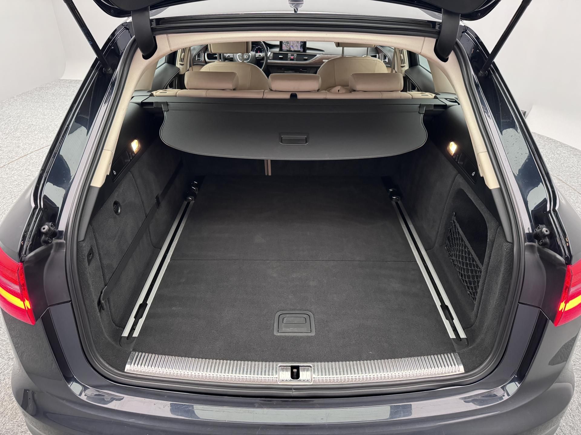 Audi A6, ALLROAD QUATTRO 3.0 TDI AUT - fotka 5