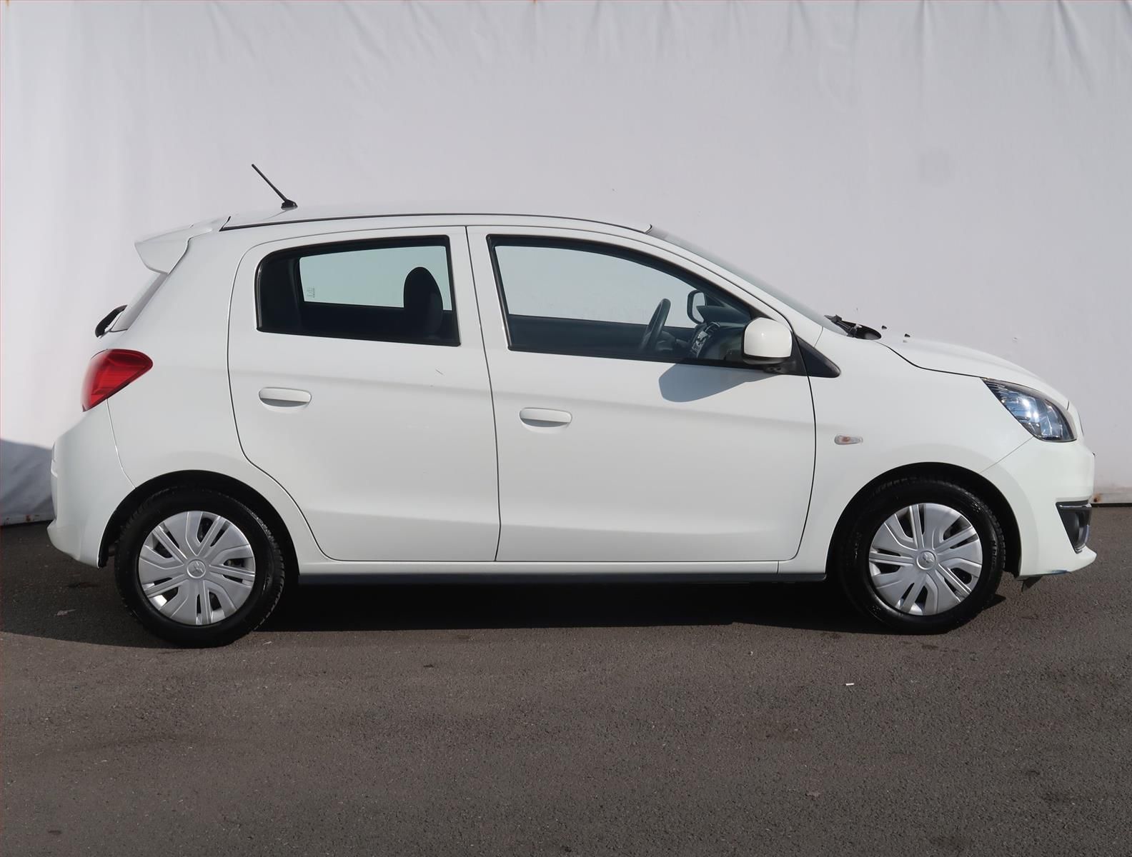 Mitsubishi Space Star, 1.0 MIVEC, Klima, El. okna - fotka 6