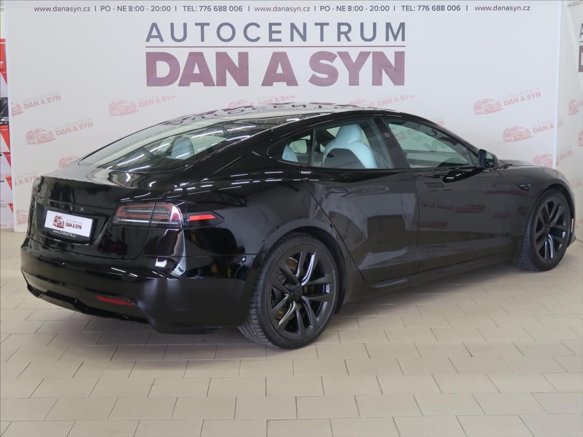 Tesla Model S, 1.majitel ZÁNOVNÍ ! - fotka 4