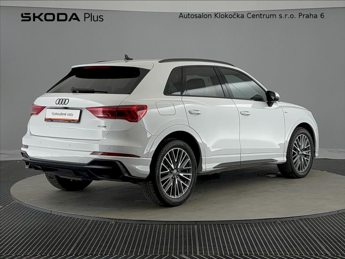 Audi Q3, 2.0TDI140 kW S-line Quattro 7S - fotka 2