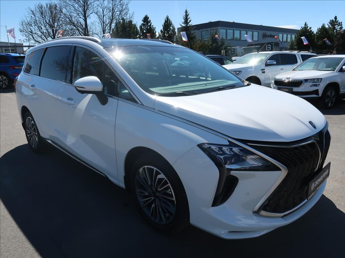 Dongfeng U-Tour, 1,5 T 130 kW ExclusiveFR 7míst - fotka 2