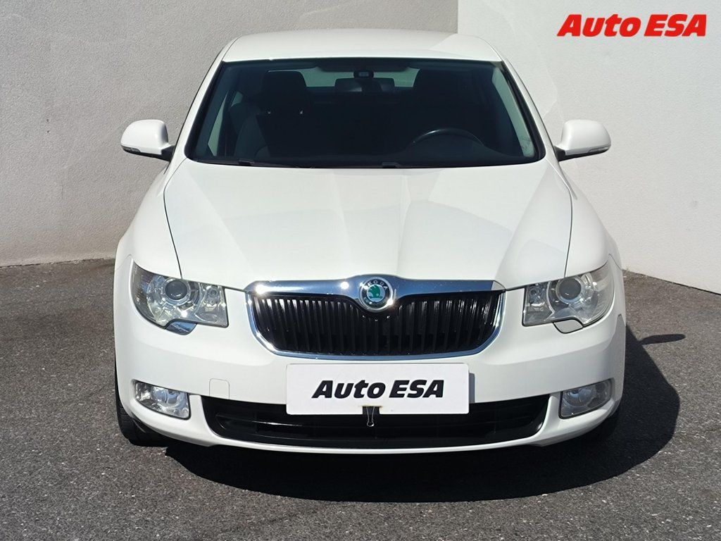 Škoda Superb, 1.6 TDi - fotka 2