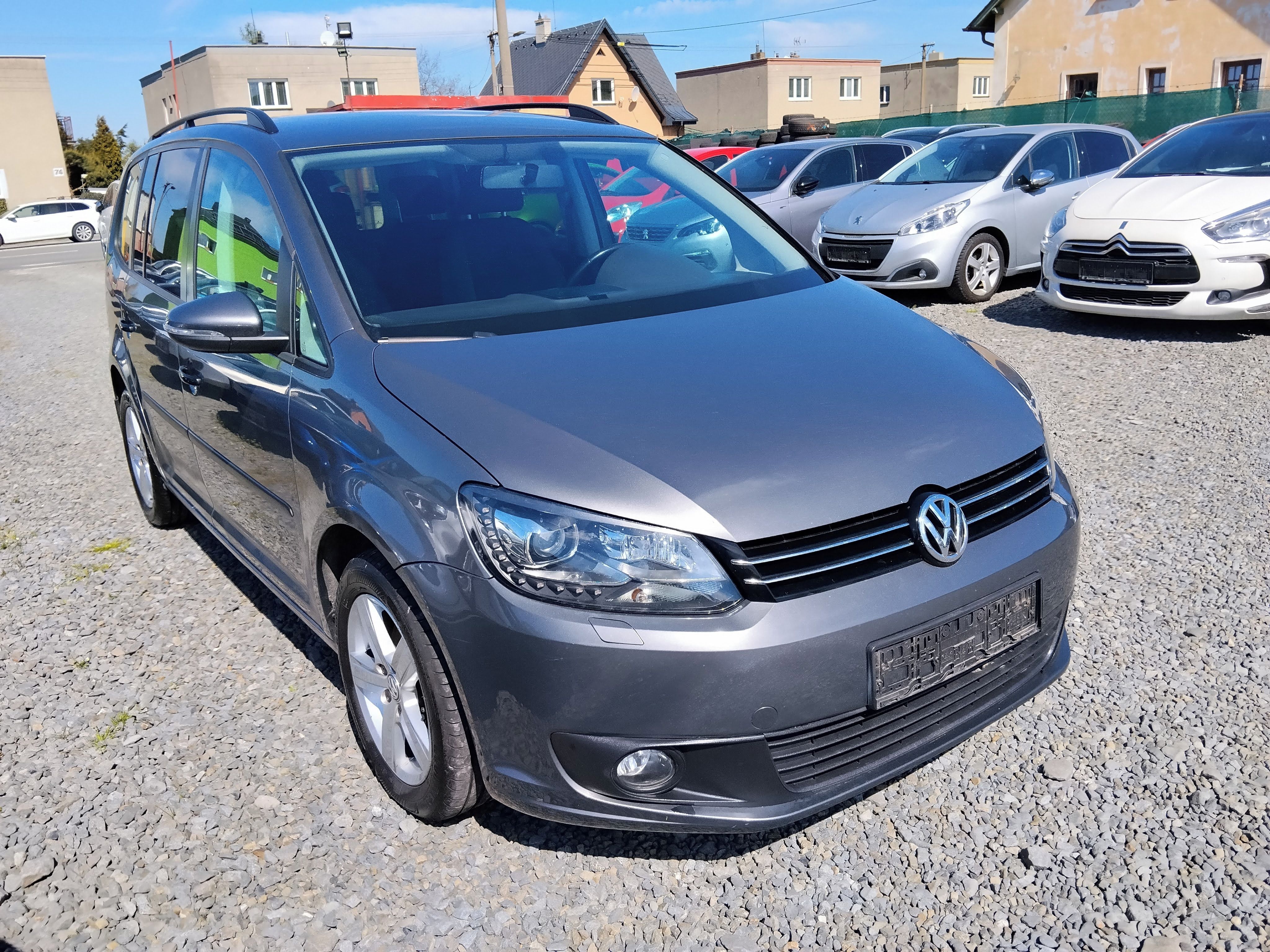 Volkswagen Touran, 1.6 TDI Tažné, Klima, Tempomat - fotka 4