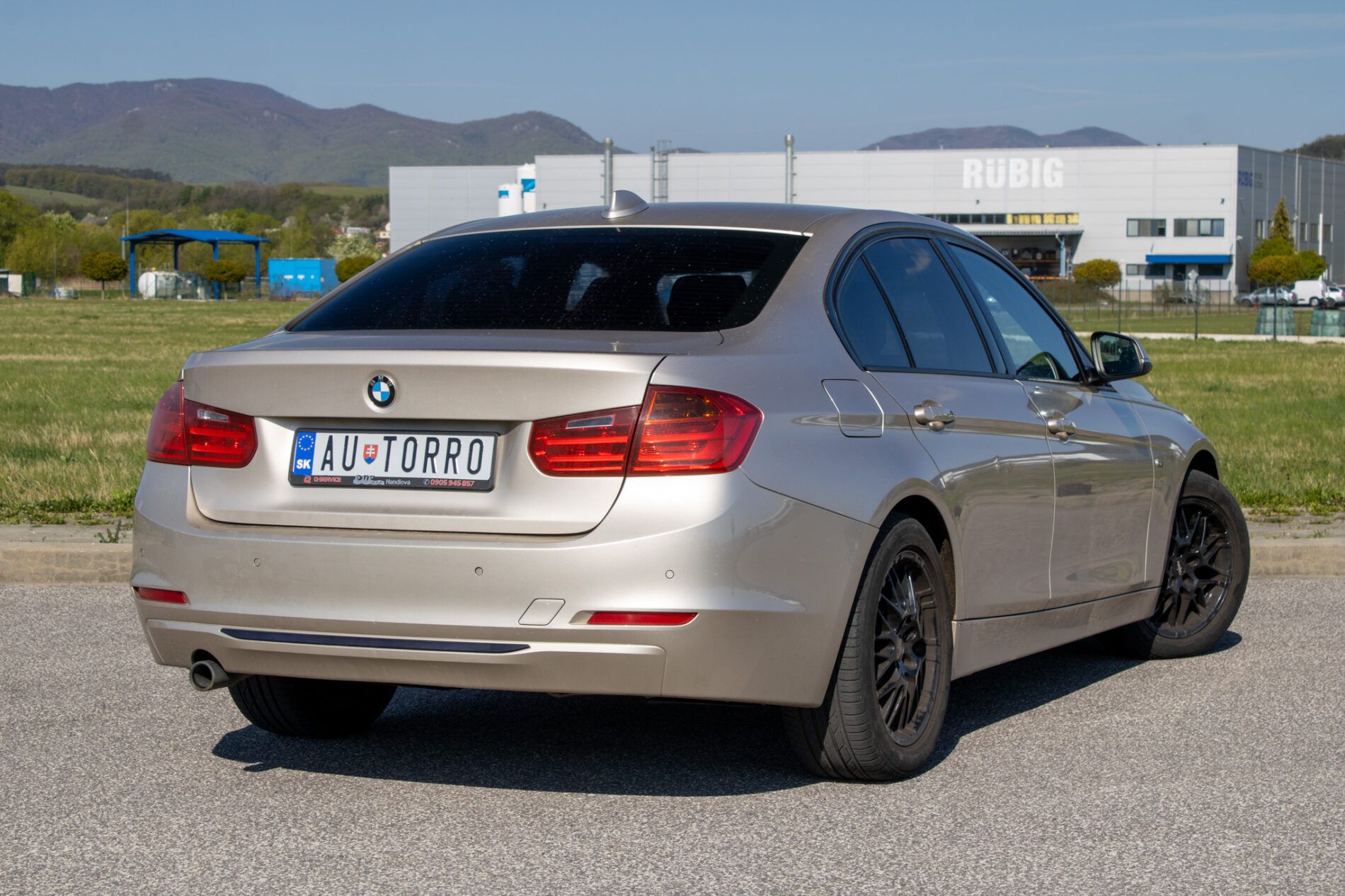 BMW, rad 3 - fotka 5