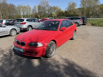 323i