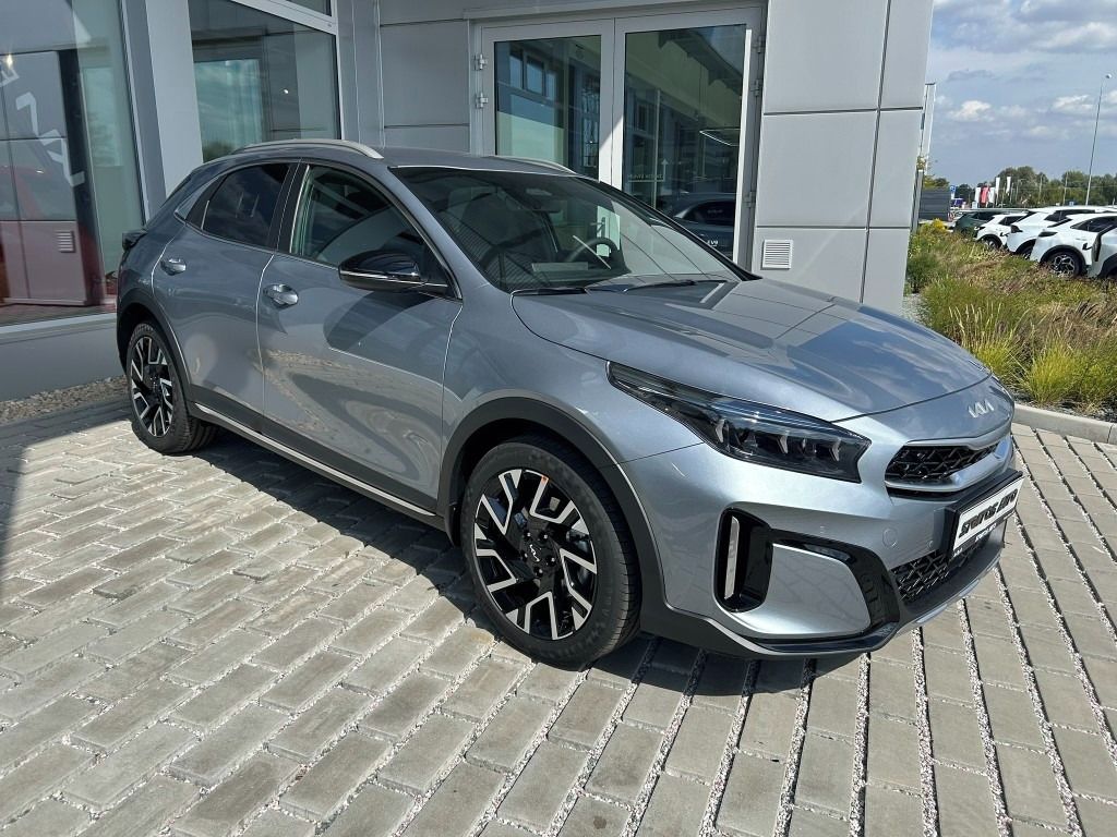 Kia XCee´d, 1,6 T-GDi  7DCT STEEL EDITION - fotka 3