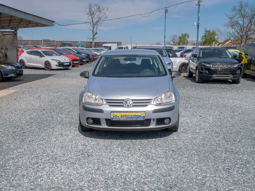 Volkswagen Golf, 1.9TDI 77KW DSG - TAŽNÝ - fotka 2