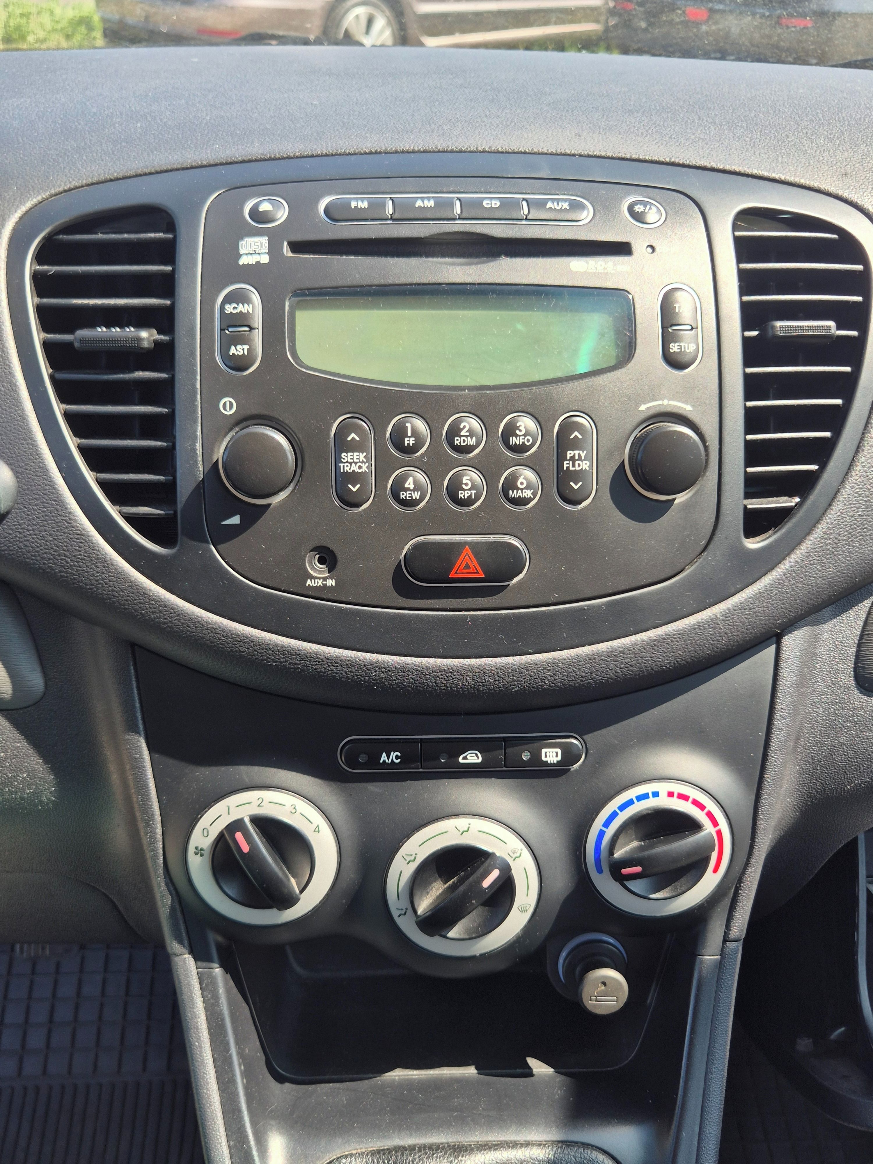 Hyundai i10 - fotka 6