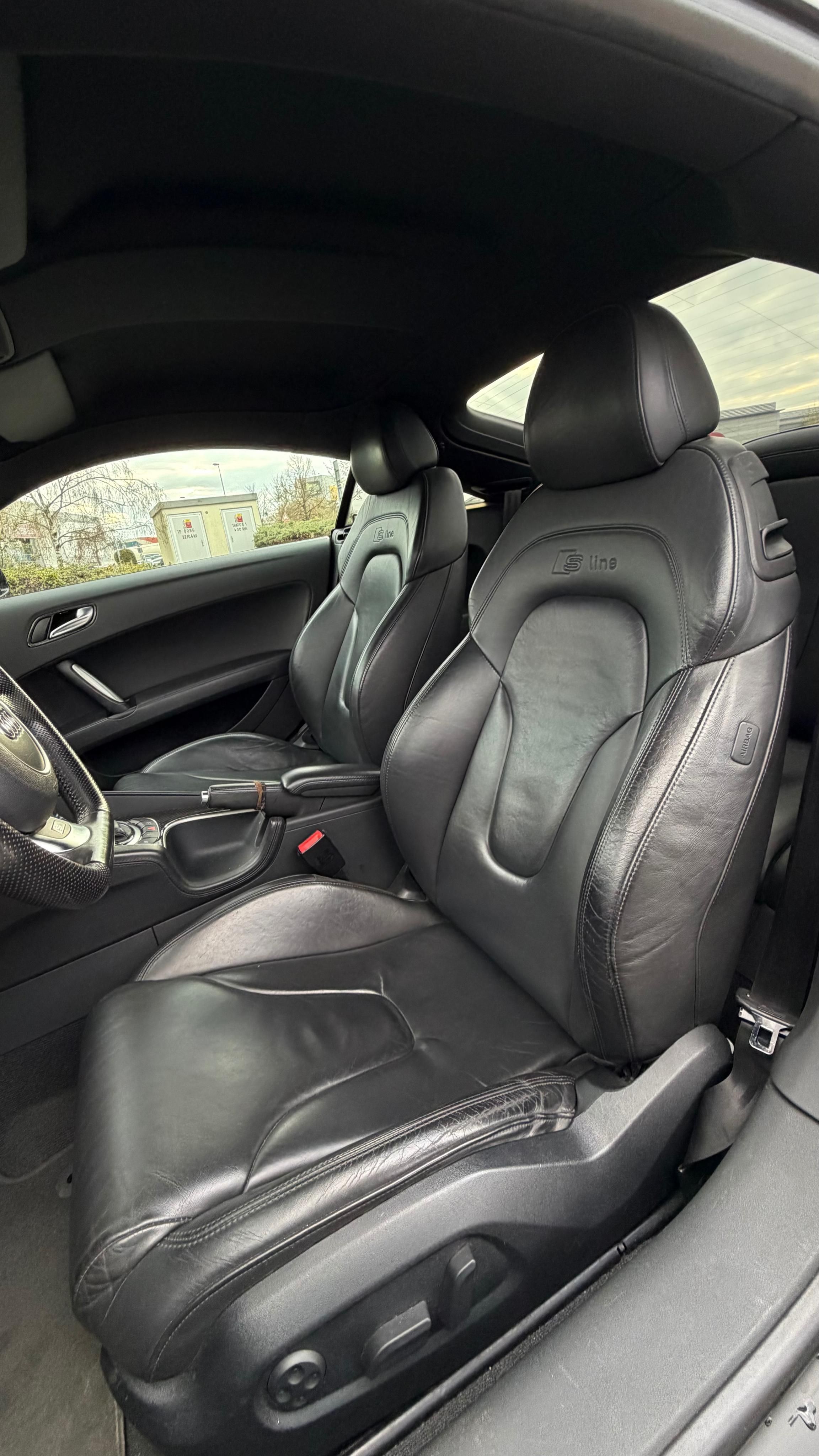 Audi TT, TT s line 1.9 TDI - fotka 4