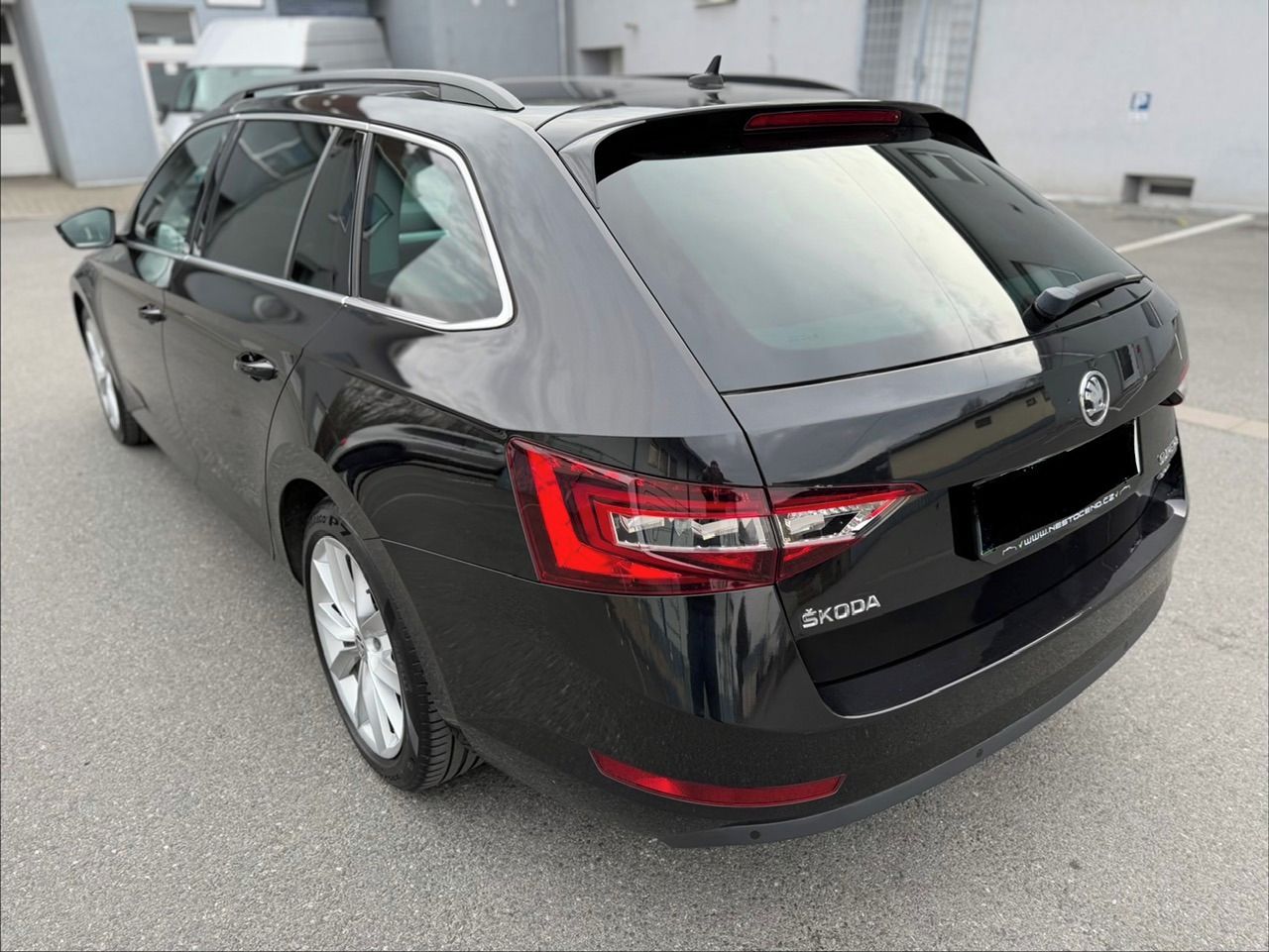 Škoda Superb, 140kw DSG 4x4 odpočet DPH - fotka 6