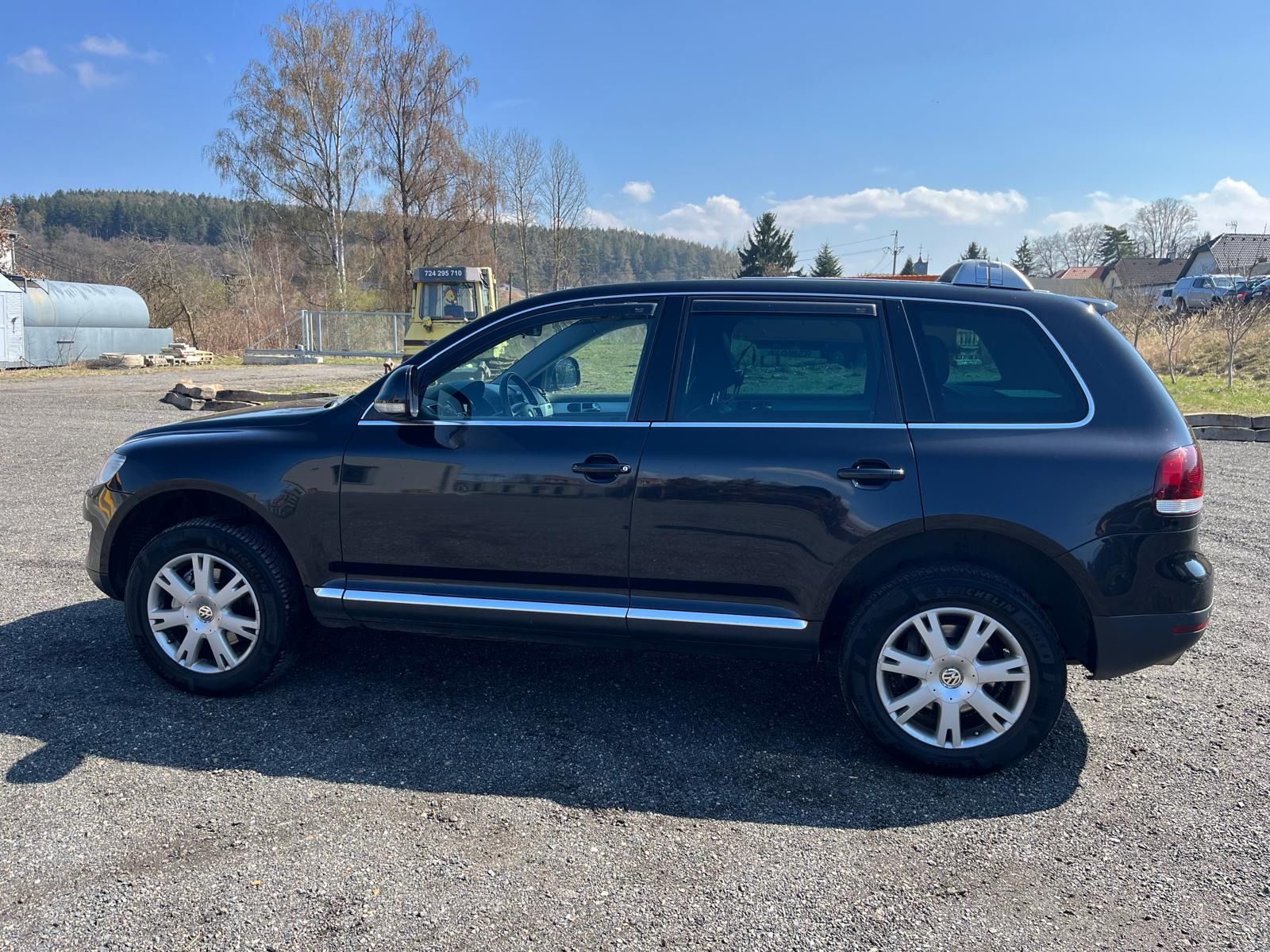 Volkswagen Touareg, V6 3litr, 165 kW facelift - fotka 3