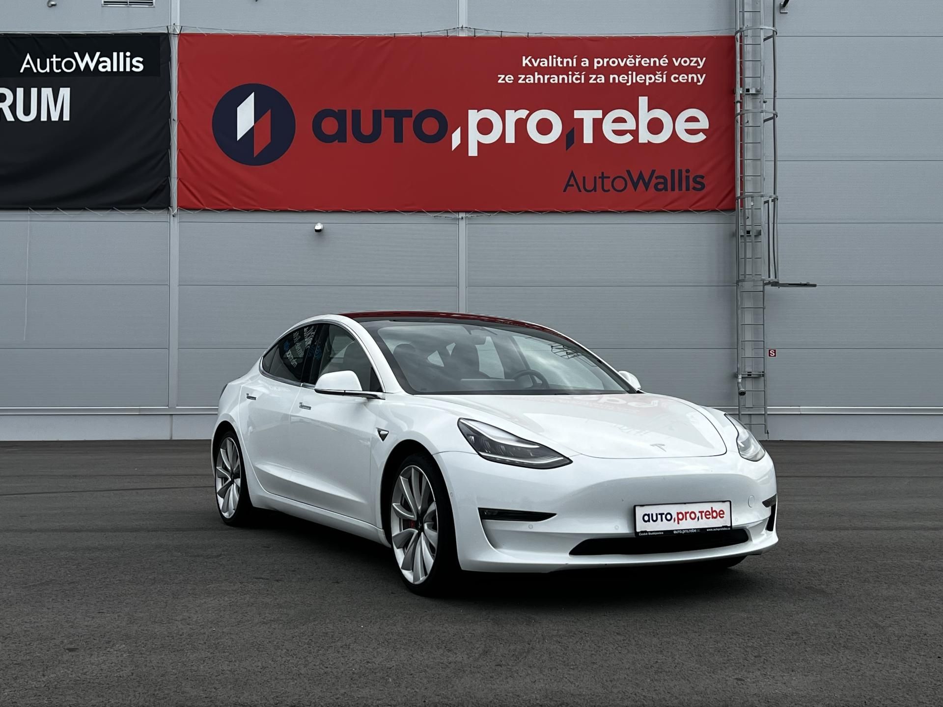 Tesla Model 3, PERFORMANCE AWD 377kW DPH - fotka 2