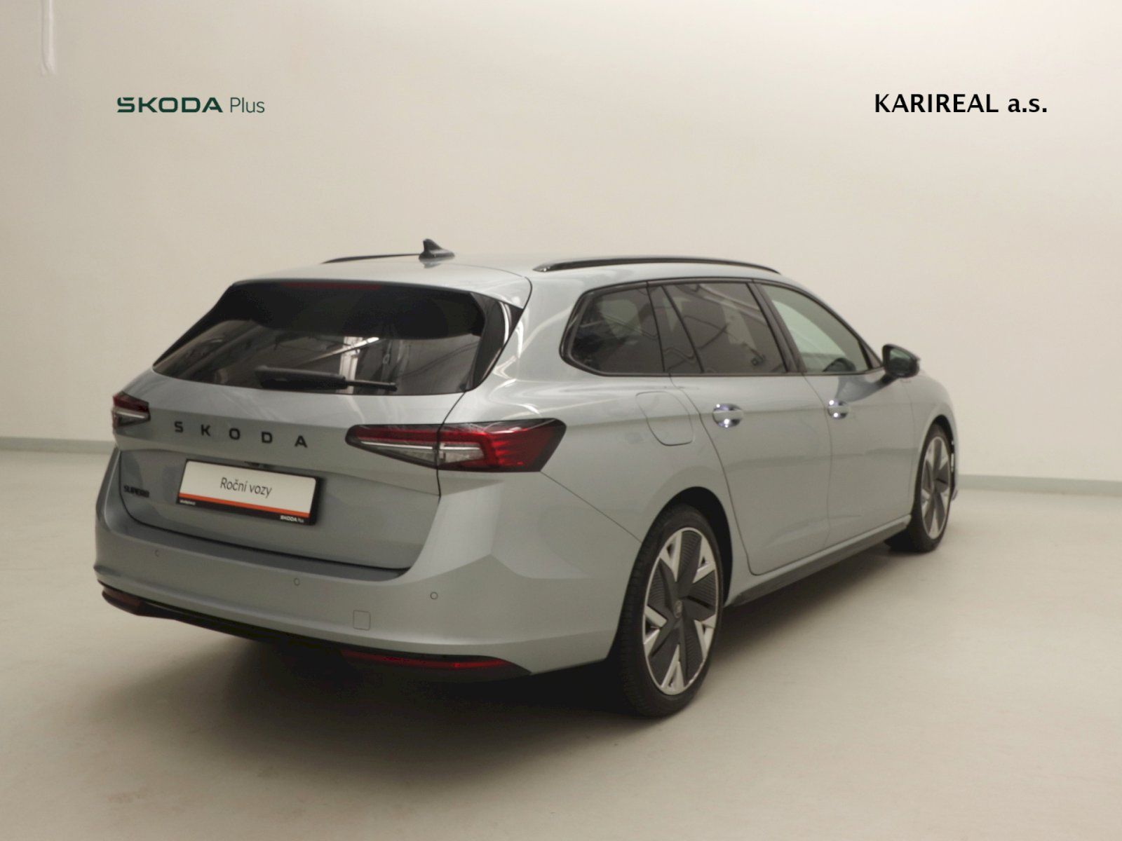 Škoda Superb, TDI 2.0/110kW DSG Sportline - fotka 2