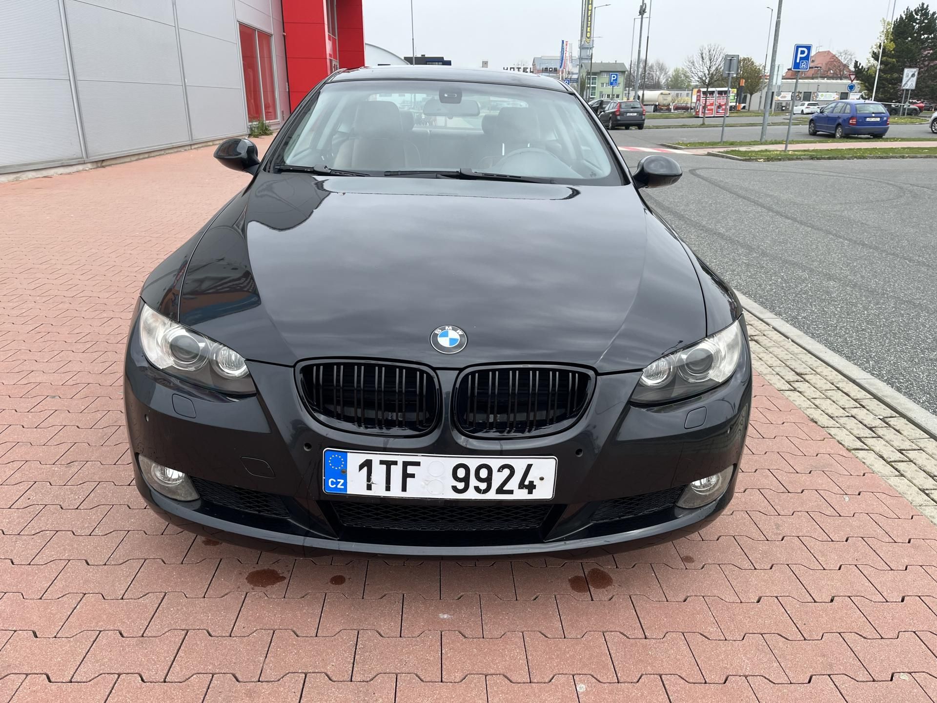 BMW Řada 3, 2.0i Coupe - fotka 3