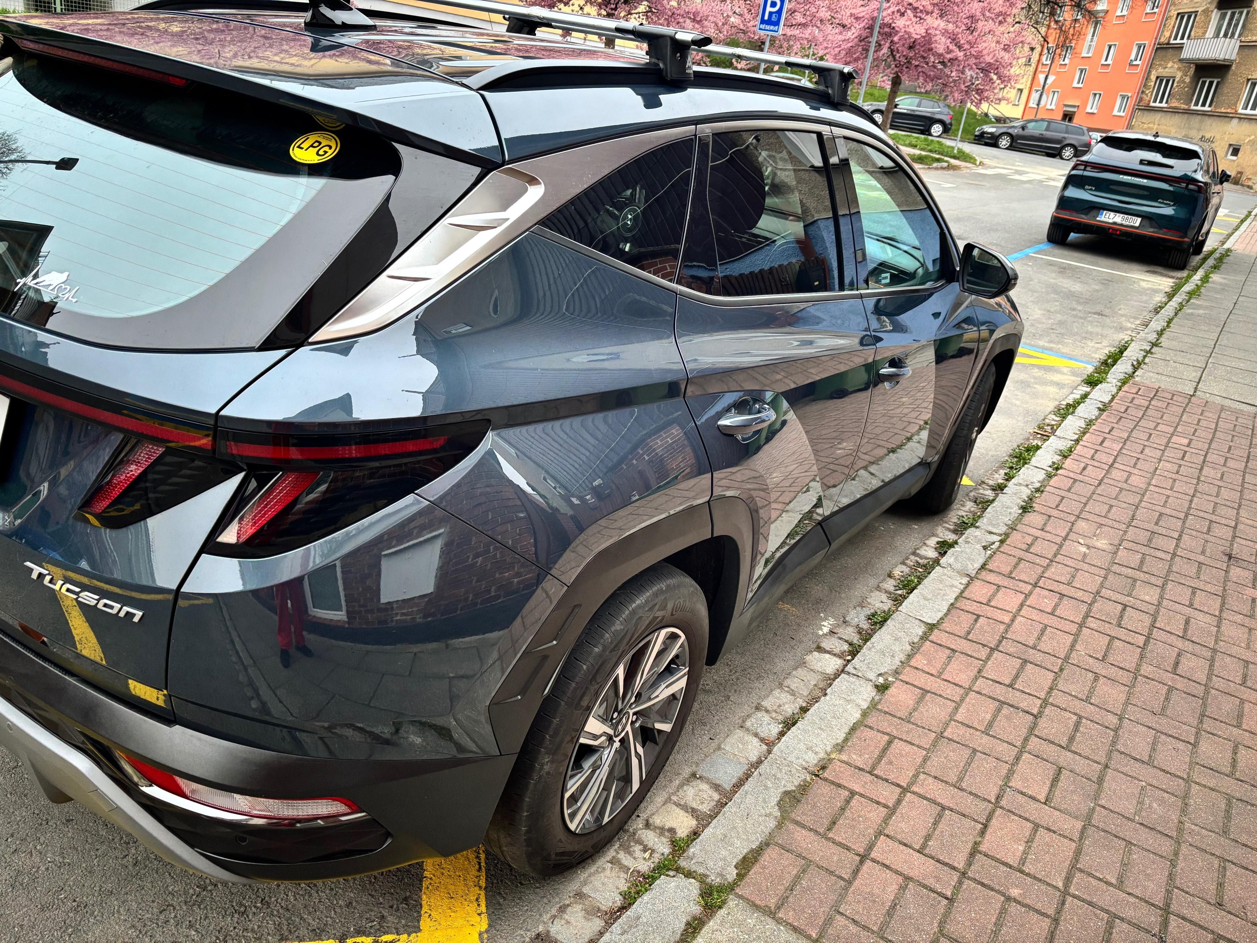 Hyundai Tucson, 1.6TGDi Smart,ČR-1m, LPG,tažné - fotka 2