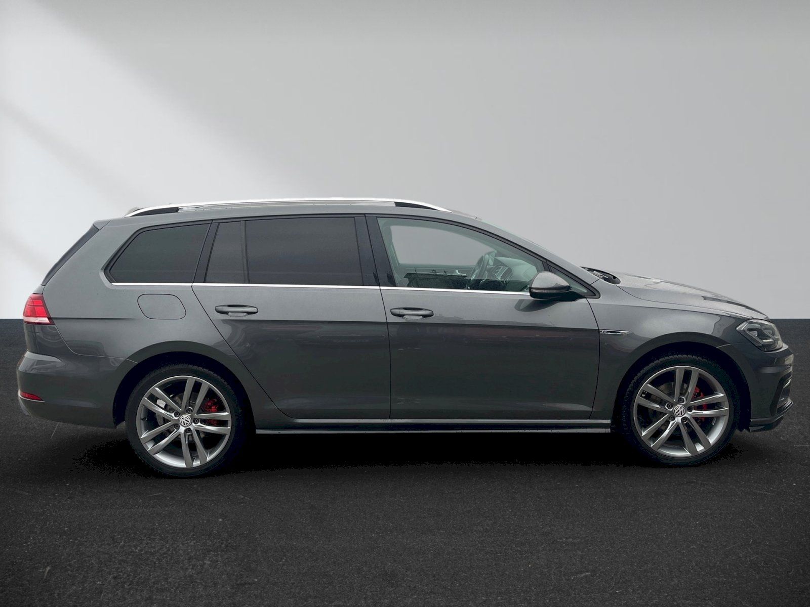 Volkswagen Golf Variant, R-LINE 1.5 TSI 110 kW - fotka 6