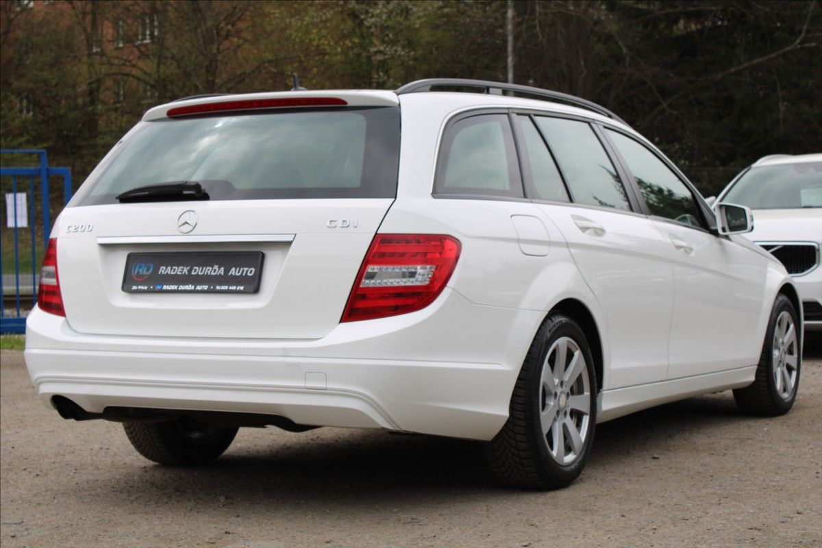 Mercedes-Benz Třídy C, 2,1 200d  NOVÉ V ČR,VÝHŘEVY - fotka 5