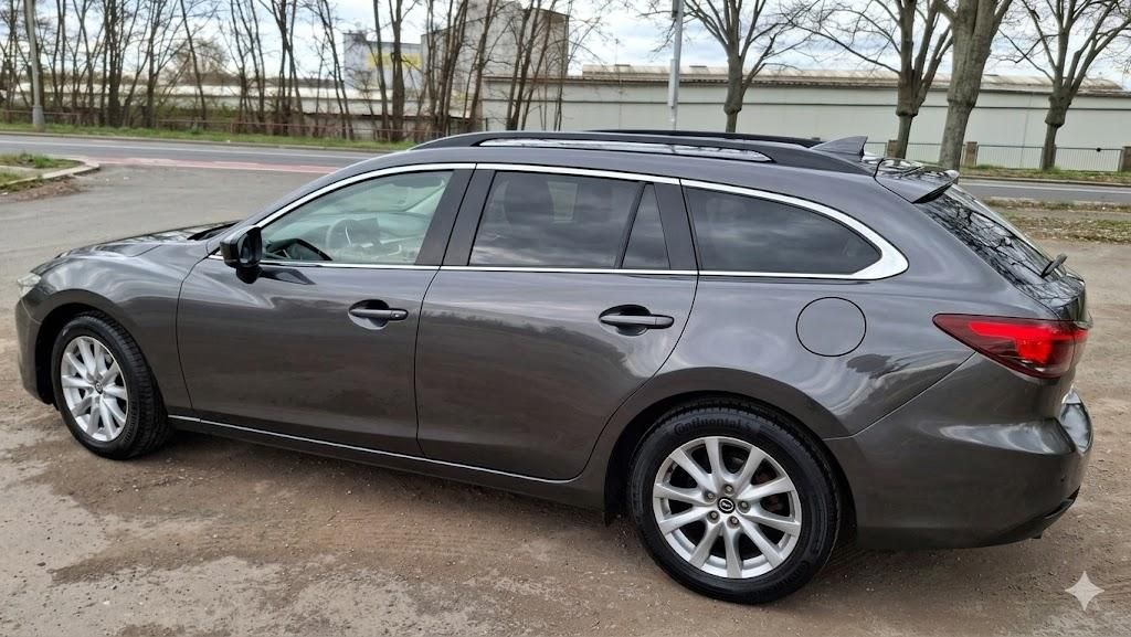 Mazda 6, 2.0 benzin 107 kw - fotka 2