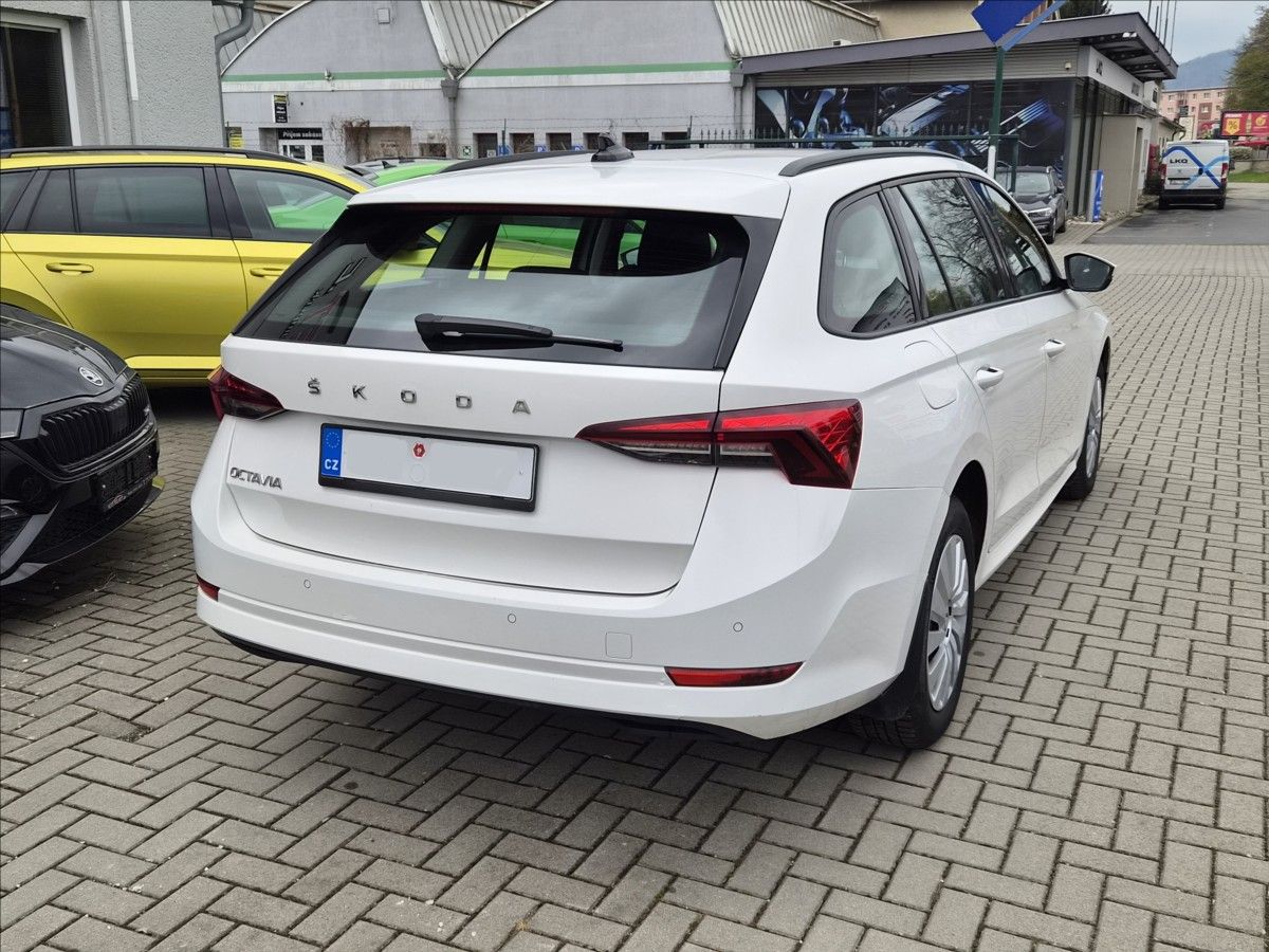Škoda Octavia, 2,0 TDi AMBITION *VYHŘ.SEDAČKY - fotka 3