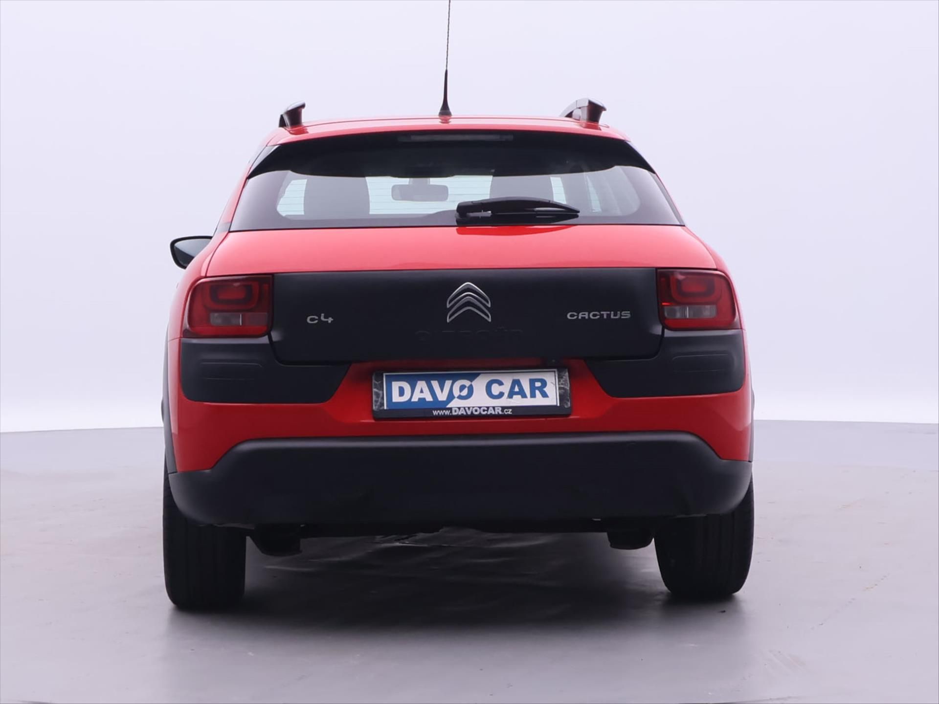 Citroën C4 Cactus, 1,2 PureTech Feell CZ - fotka 6