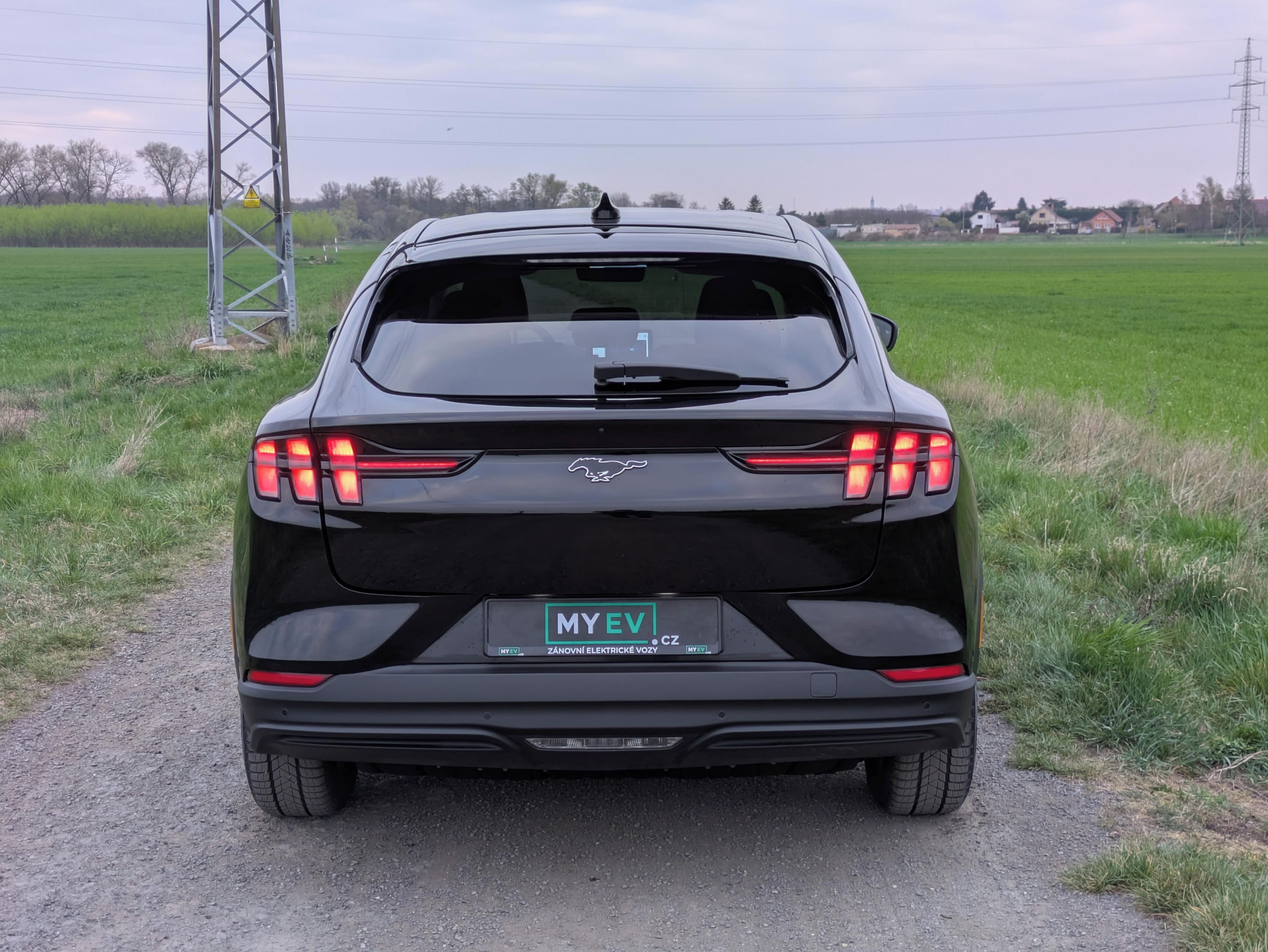 Ford Mustang Mach-E, 99kWh, EXTENDED RANGE RWD - fotka 6