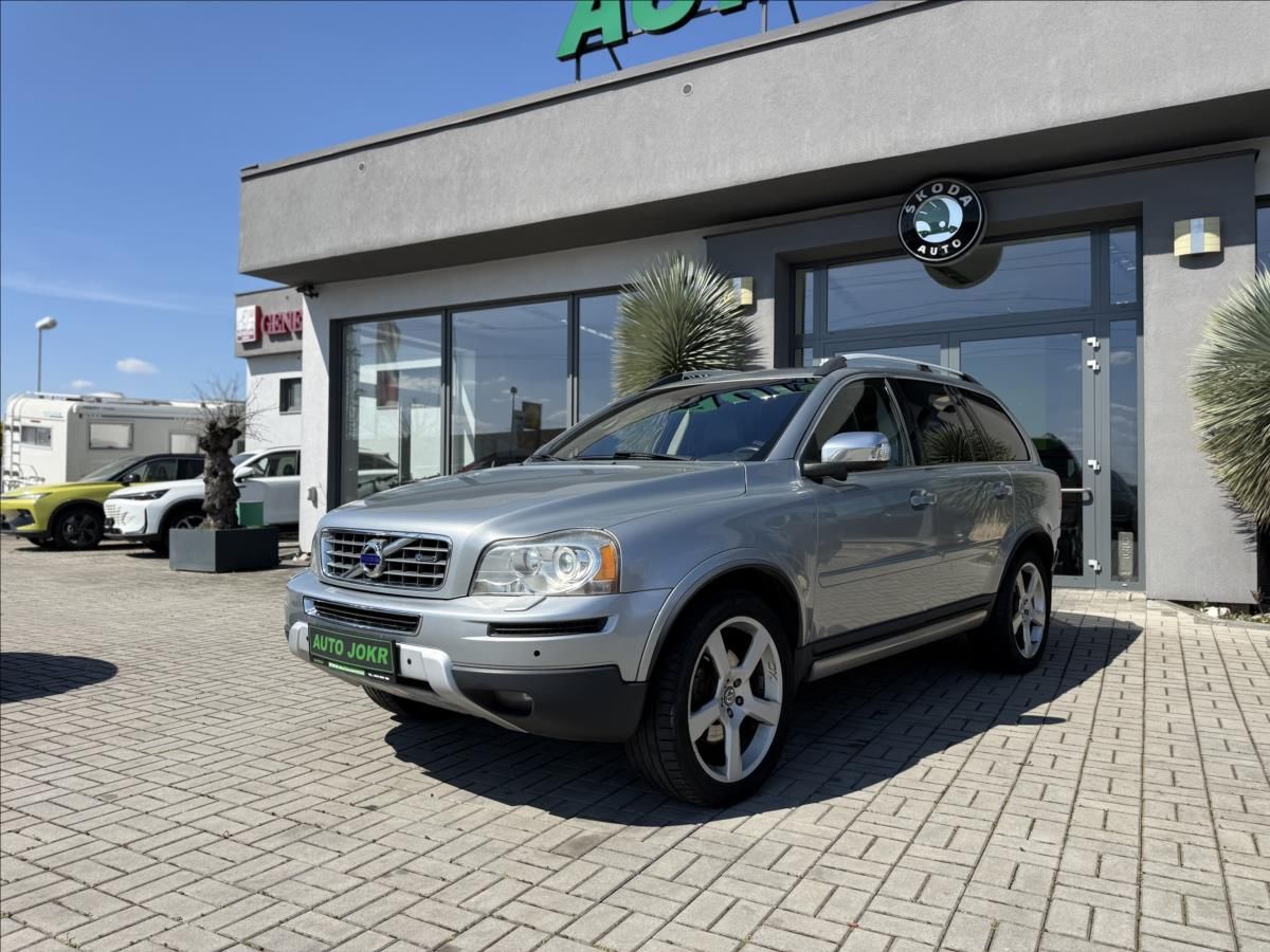 Volvo XC90, 2,4 D5 147kW 4x4 AUTOMAT ČR  R - fotka 2