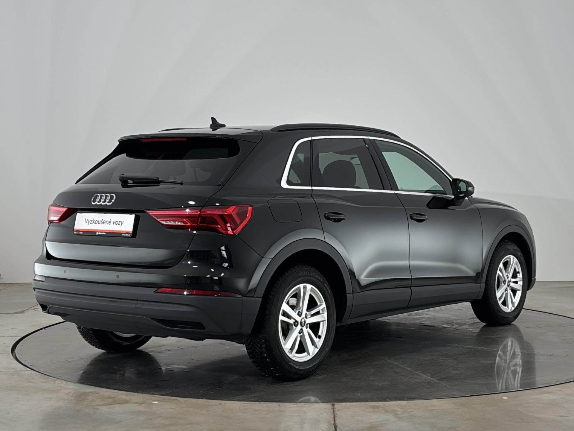 Audi Q3, 1.5 TFSi / 110 kW - fotka 2