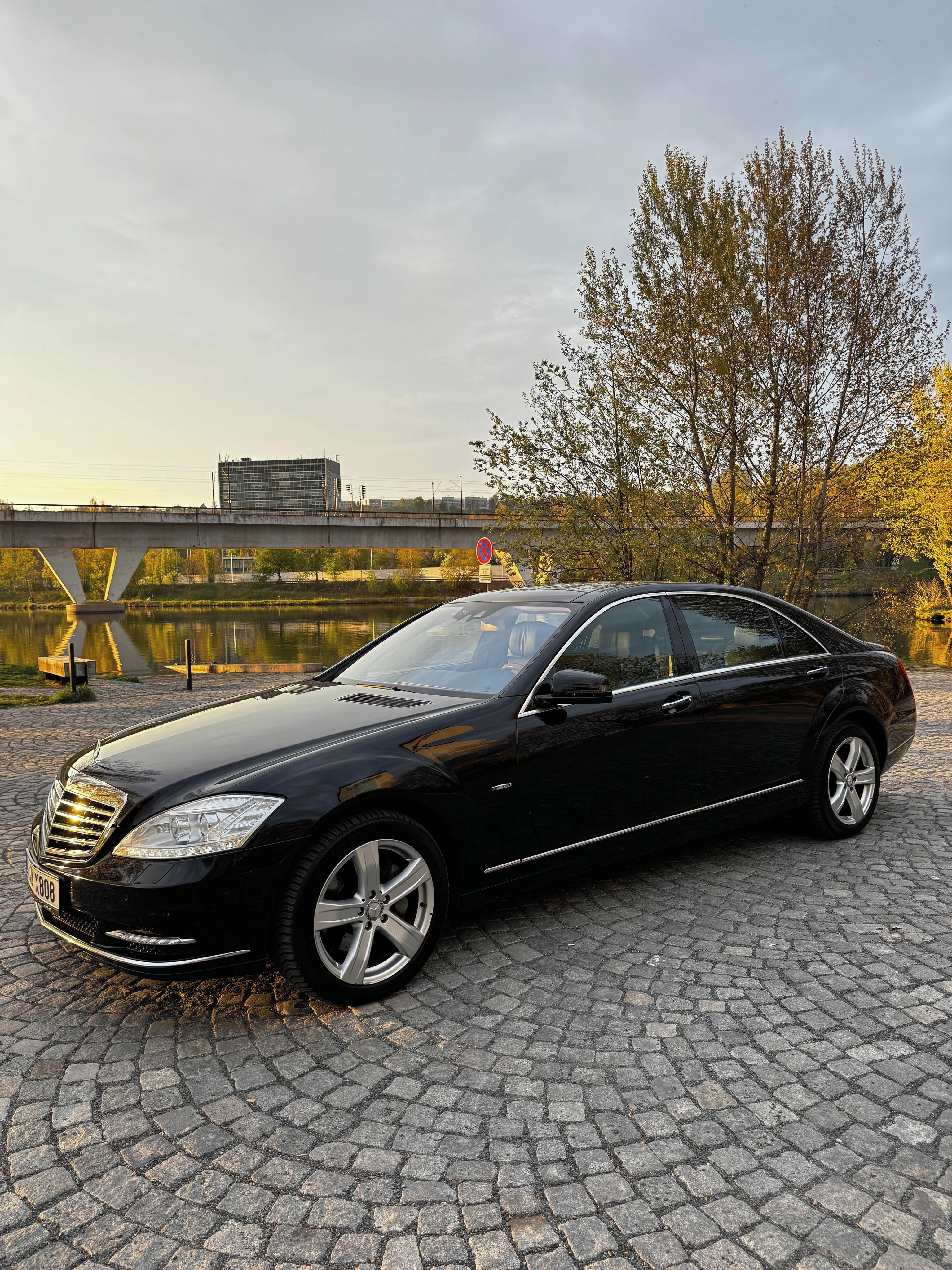 Mercedes-Benz Třídy S, S 350L 4MATIC - fotka 5