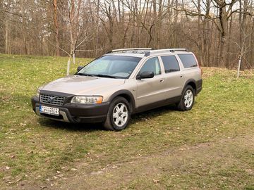 2.4 D5 AWD Cross Country