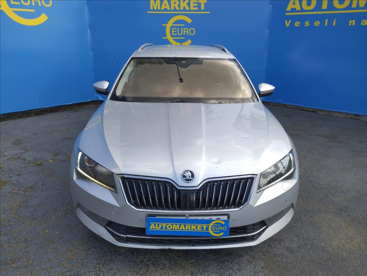 Škoda Superb, 2,0 TDi 110KW LAURIN/KLEMENT - fotka 2