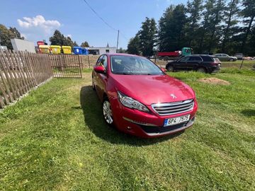 Peugeot 308 rok 2015 81 kW