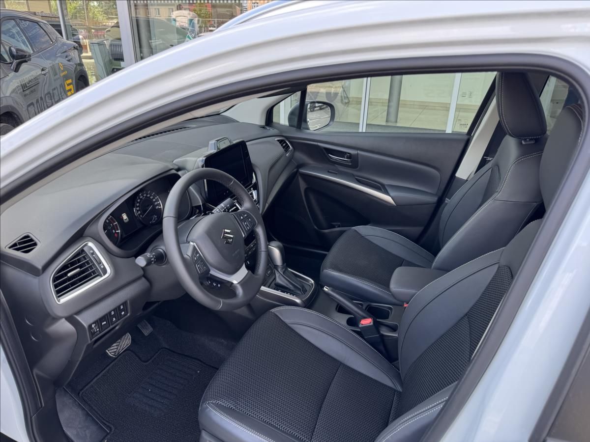 Suzuki S-Cross, 1,4 Elegance 6AT Hybrid - fotka 4
