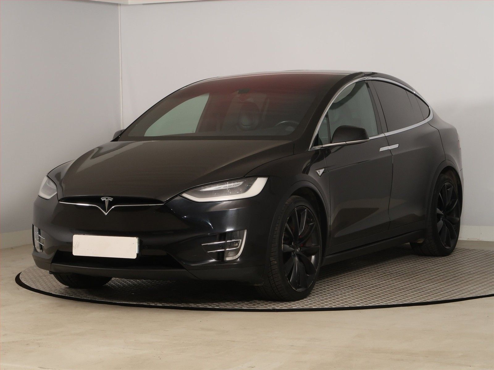 Tesla Model X, P90D, SoH 89%, 4X4, Automat - fotka 2