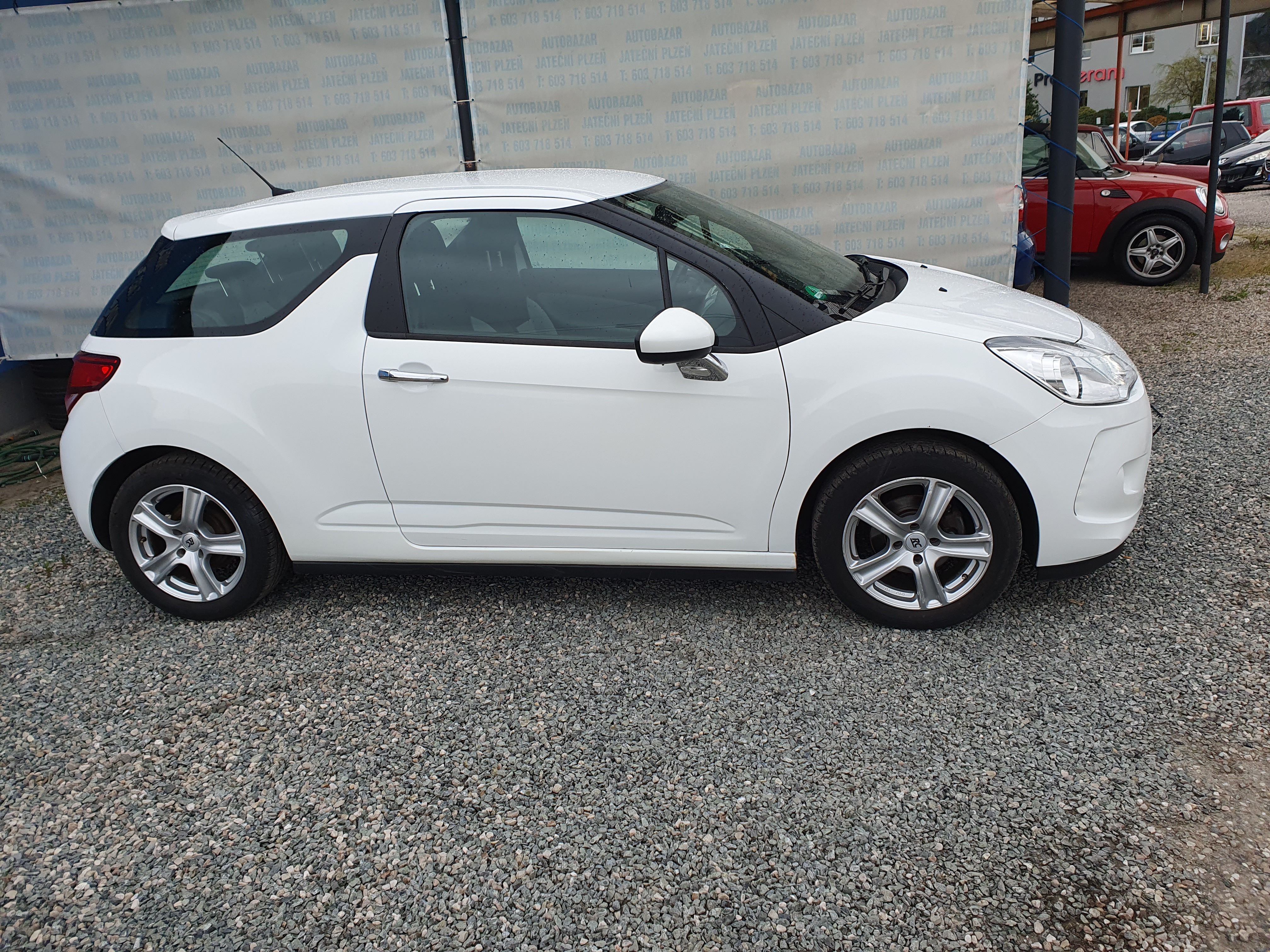 Citroën DS3, 1.4 Í 70 KW - fotka 2