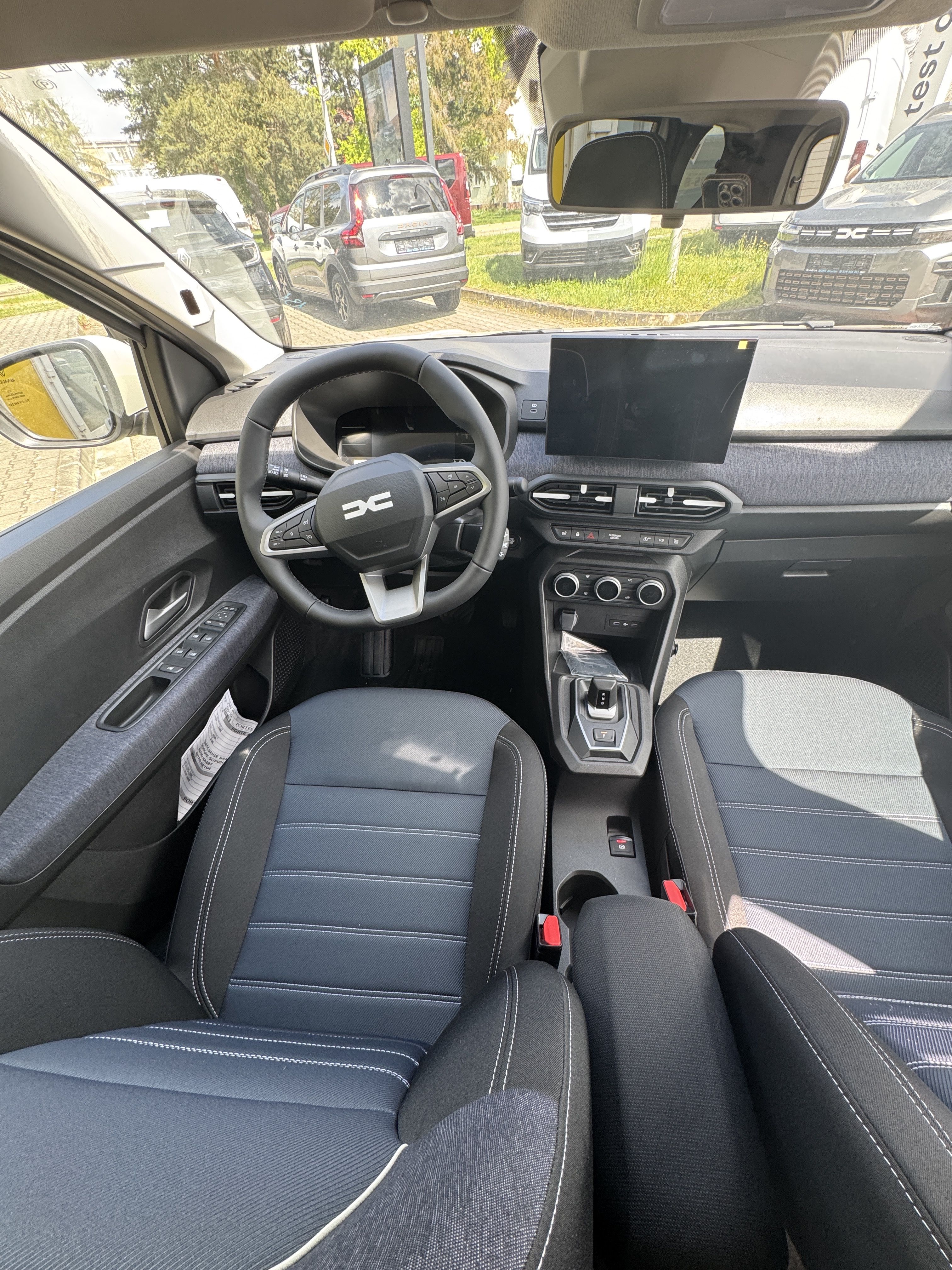Dacia Jogger, Journey Eco-G 120 auto 7 míst - fotka 6
