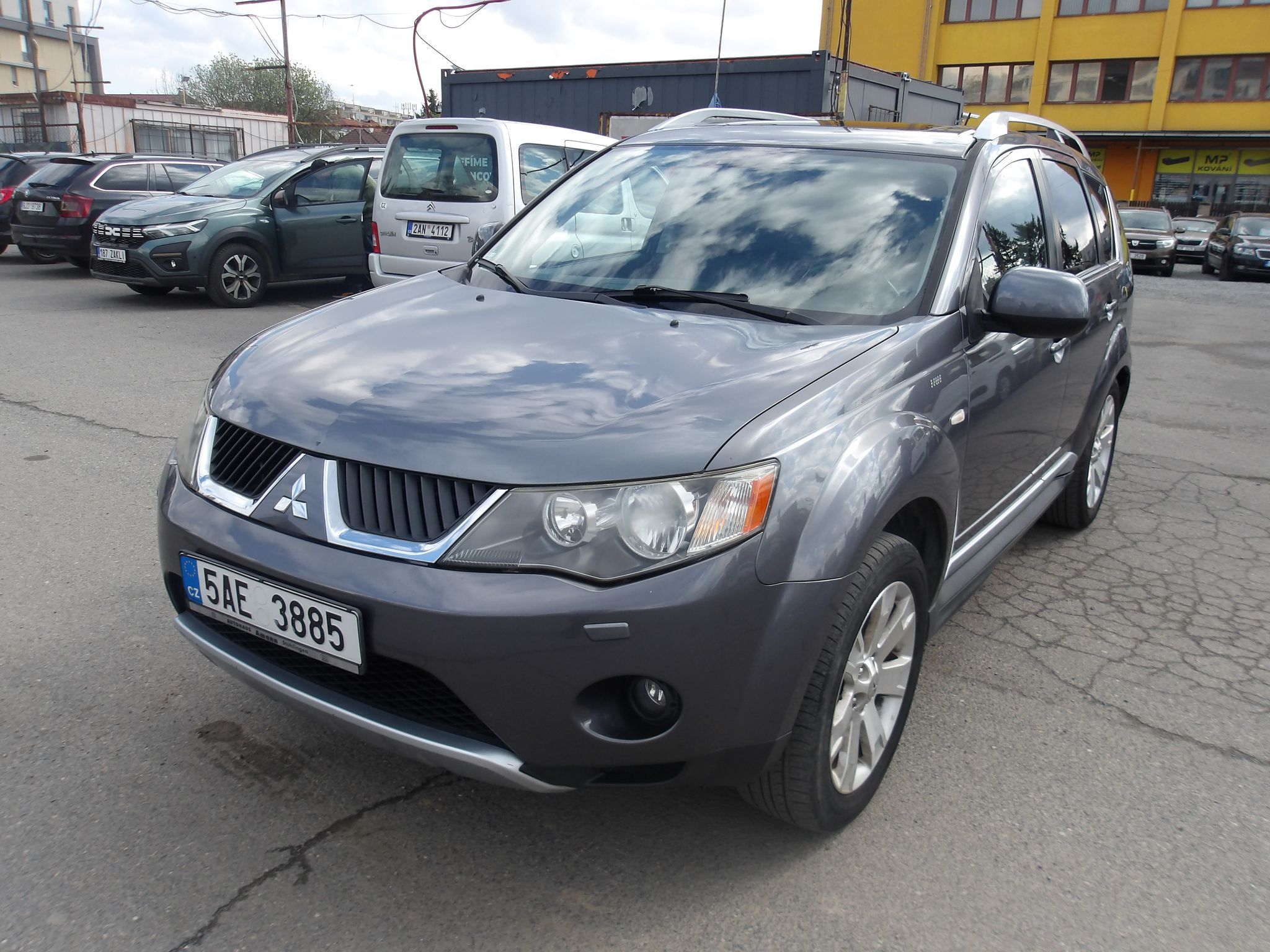 Mitsubishi Outlander, 2,3i LPG+BENZIN  AUTOMAT !!! - fotka 4