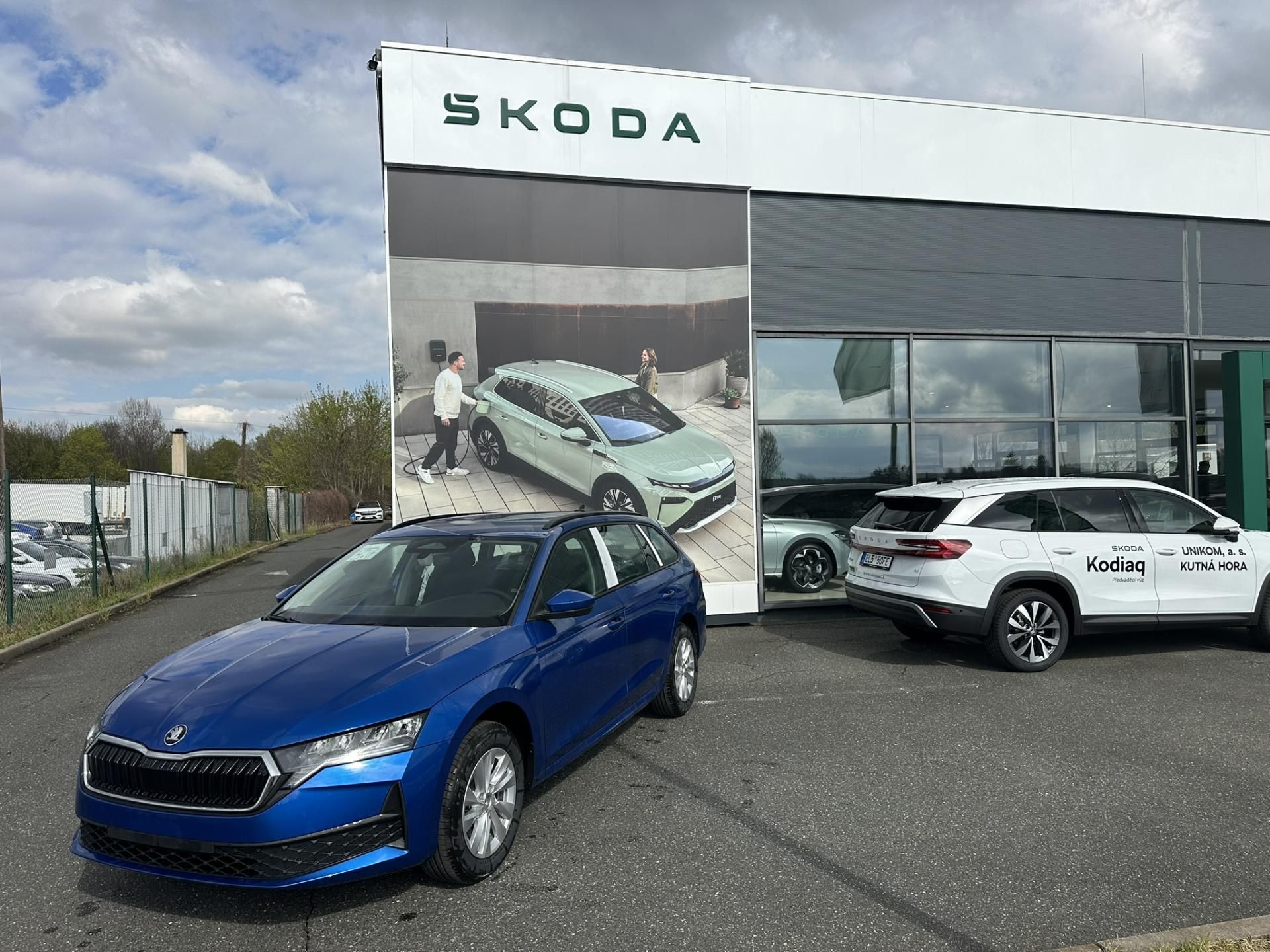 Škoda Octavia, ESSENCE + dovýbava *295