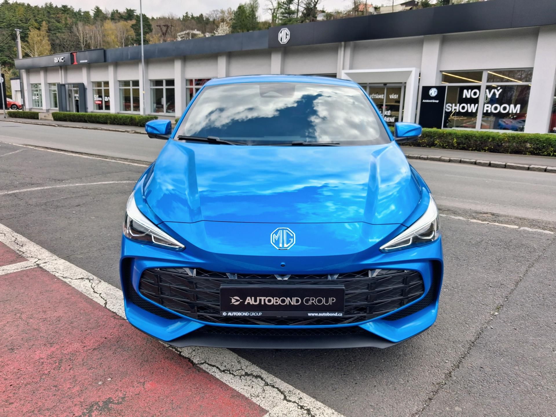 MG MG3, EXCLUSIVE Hybrid+ 143kW 4AT 4× - fotka 2