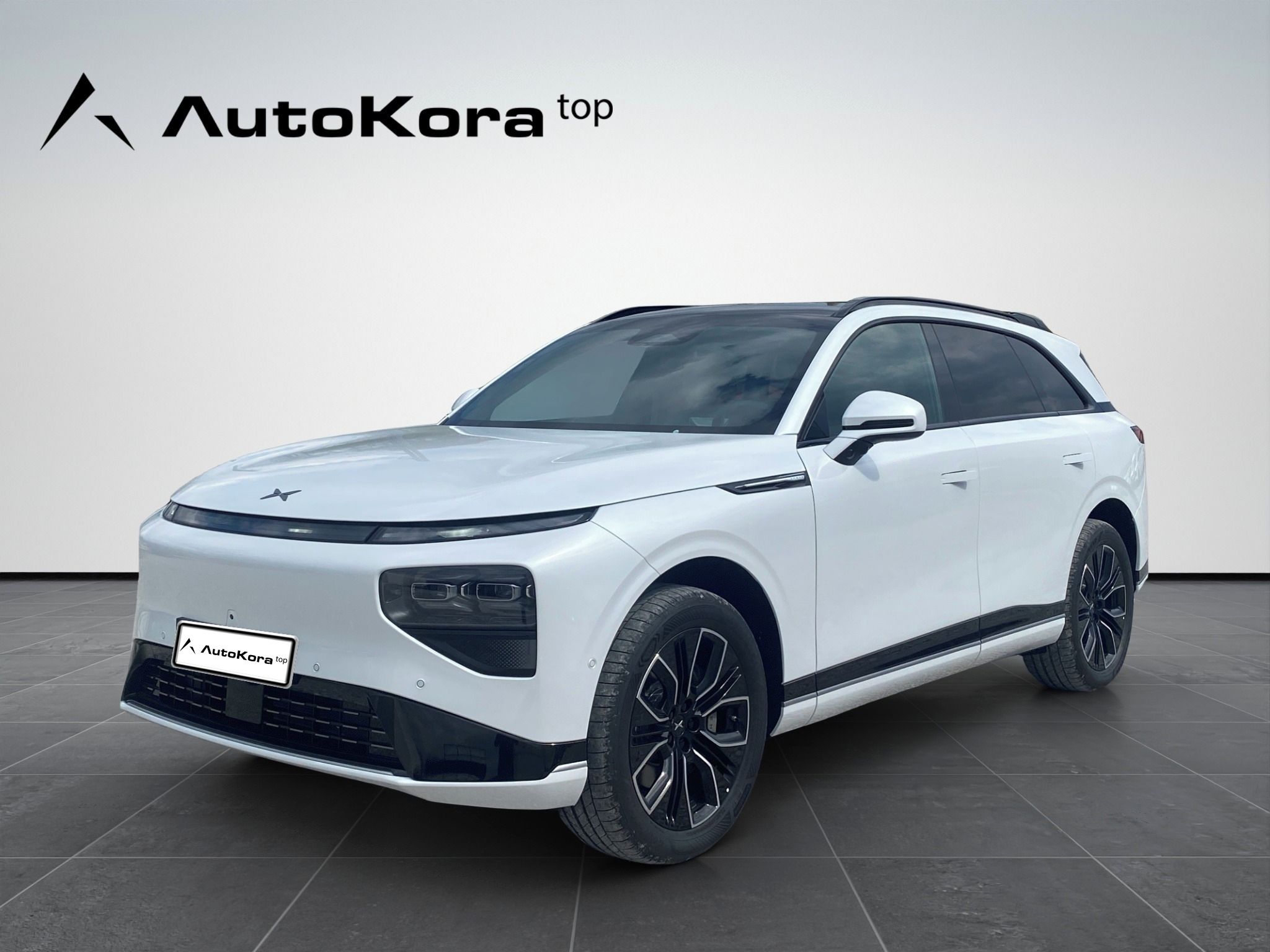 XPENG G9, RWD Long Range, 258kW - fotka 4