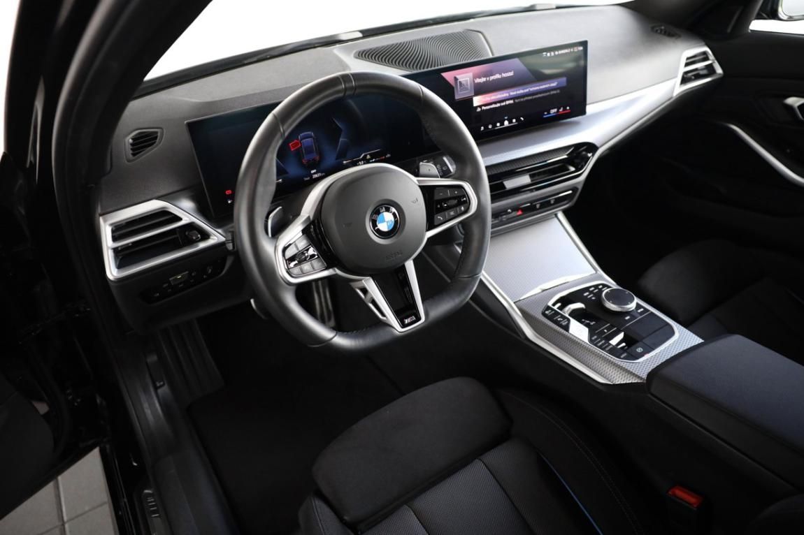 BMW Řada 3, 330i xDrive Touring - fotka 3