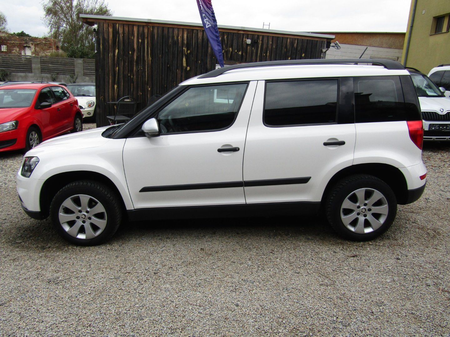 Škoda Yeti, 1.2 TSI 81kW  BEZ KOROZE - fotka 3