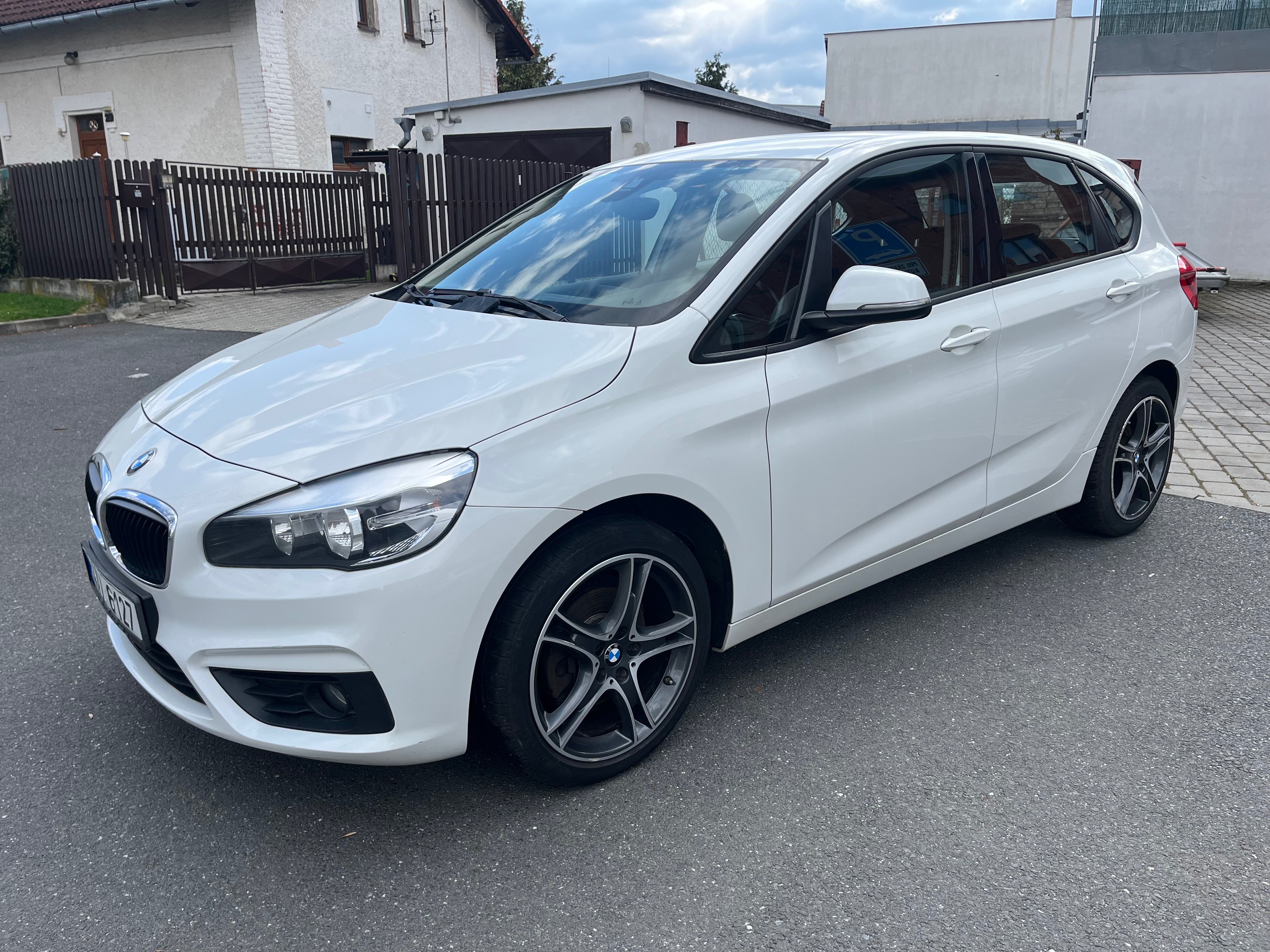 BMW Řada 2, 218d Active Tourer