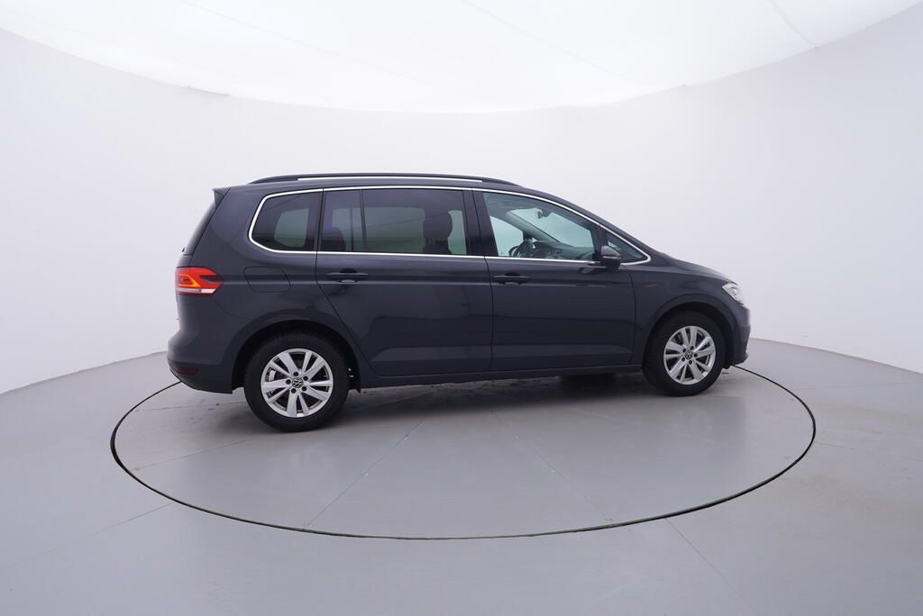 Volkswagen Touran, Highline 1.5 TSI 110 kW - fotka 2