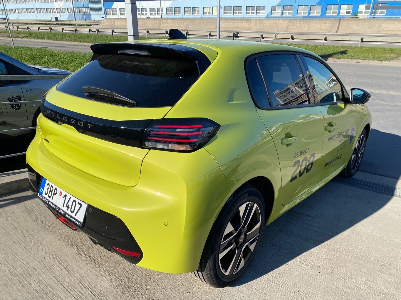 Peugeot 208, ALLURE PureTech 100 MAN6 - 263 - fotka 6