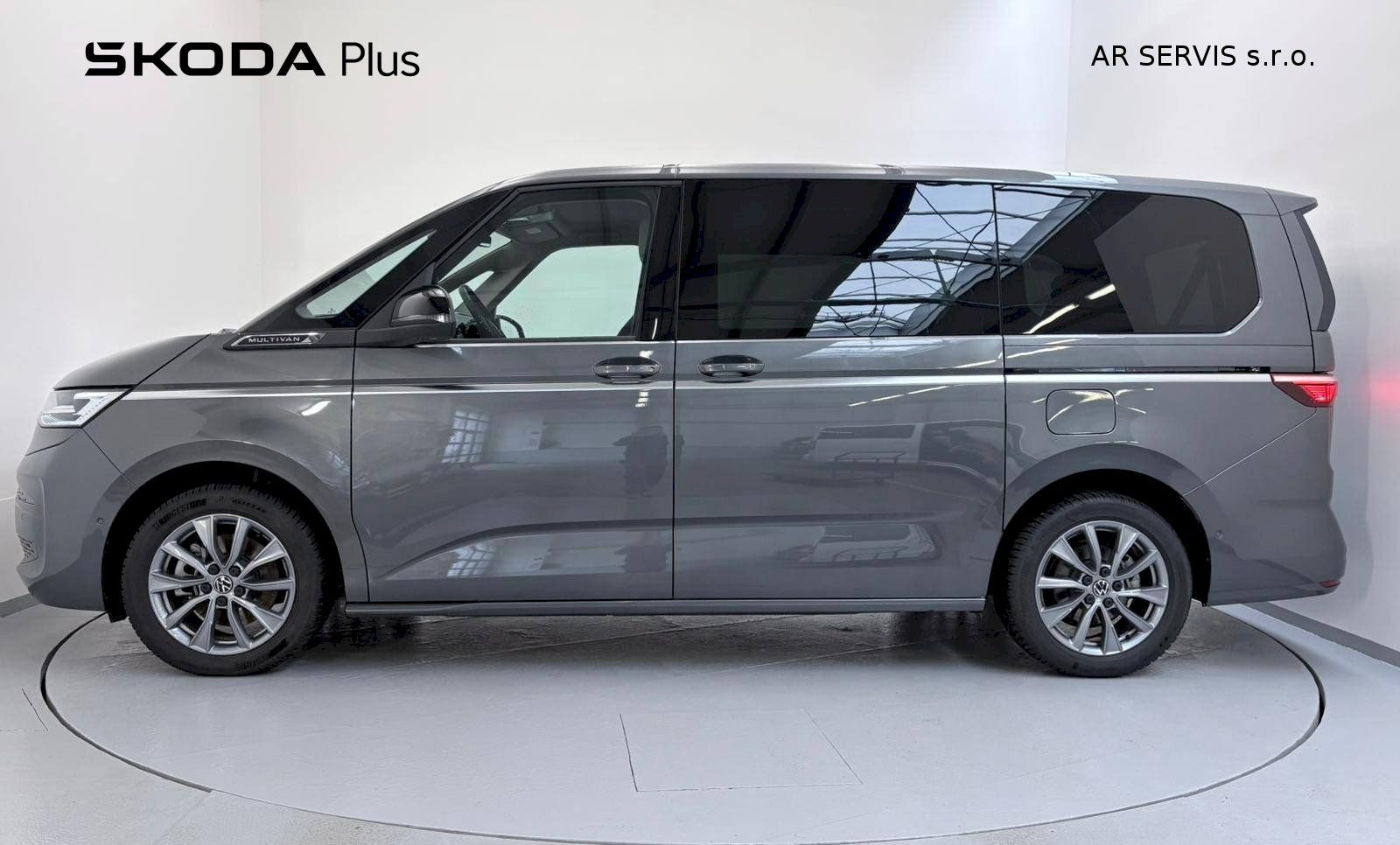 Volkswagen Multivan, Long Style 1,5TSI/130kW PHEV 4 - fotka 3