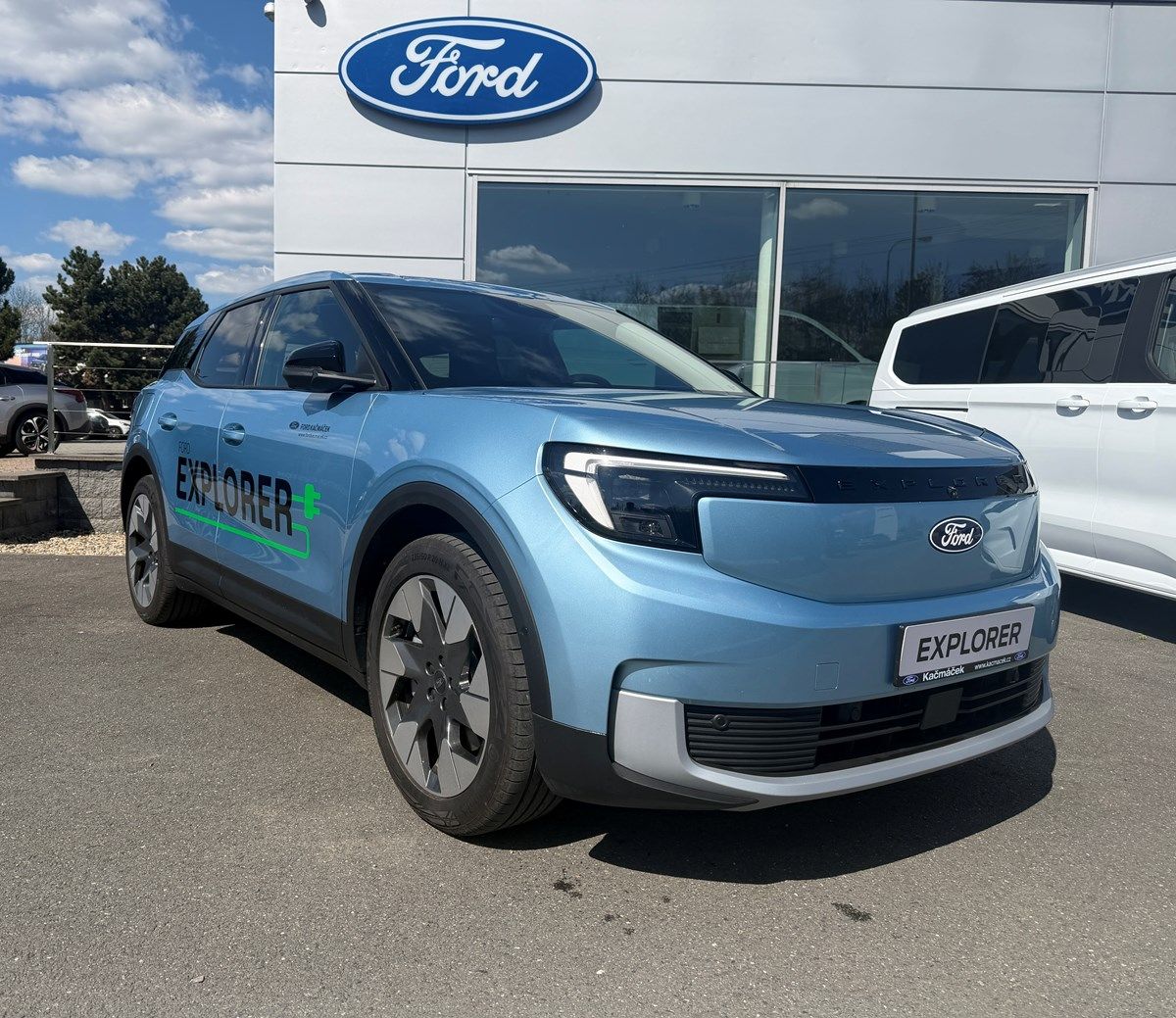 Ford Explorer, Premium, 77 kWh prodloužený do