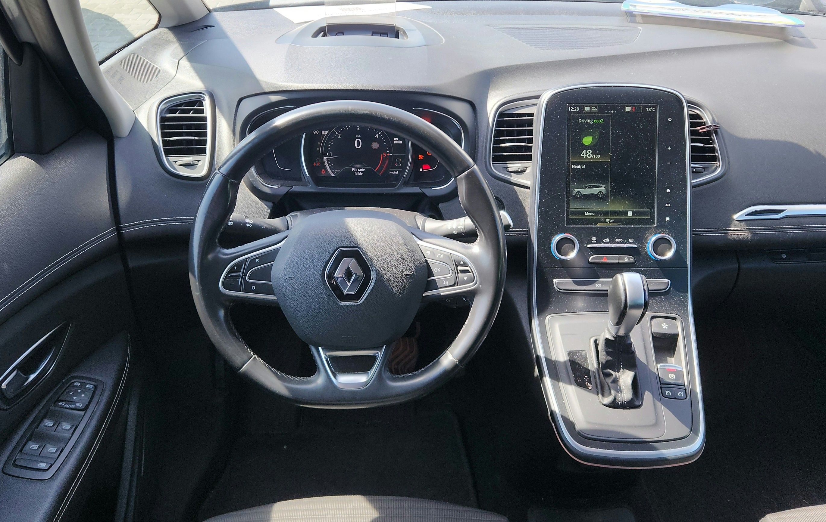 Renault Grand Scénic, 1.7 dCi 88 kW Bose Edition - fotka 6