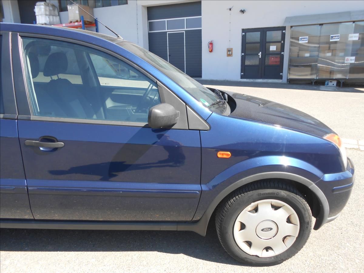 Ford Fusion, 1,4 i 59Kw  Plus - fotka 4